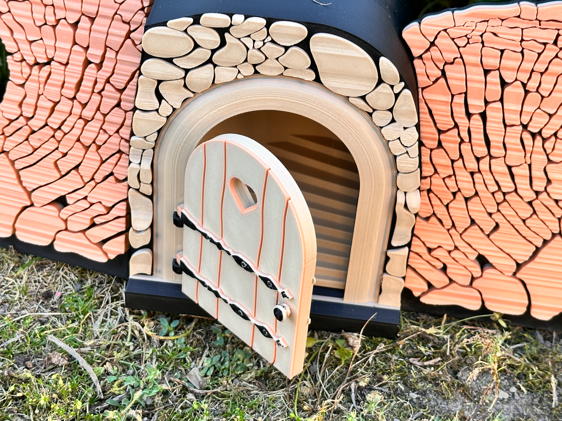 Fairy Door with Staircase, Solar-LED & Side panels