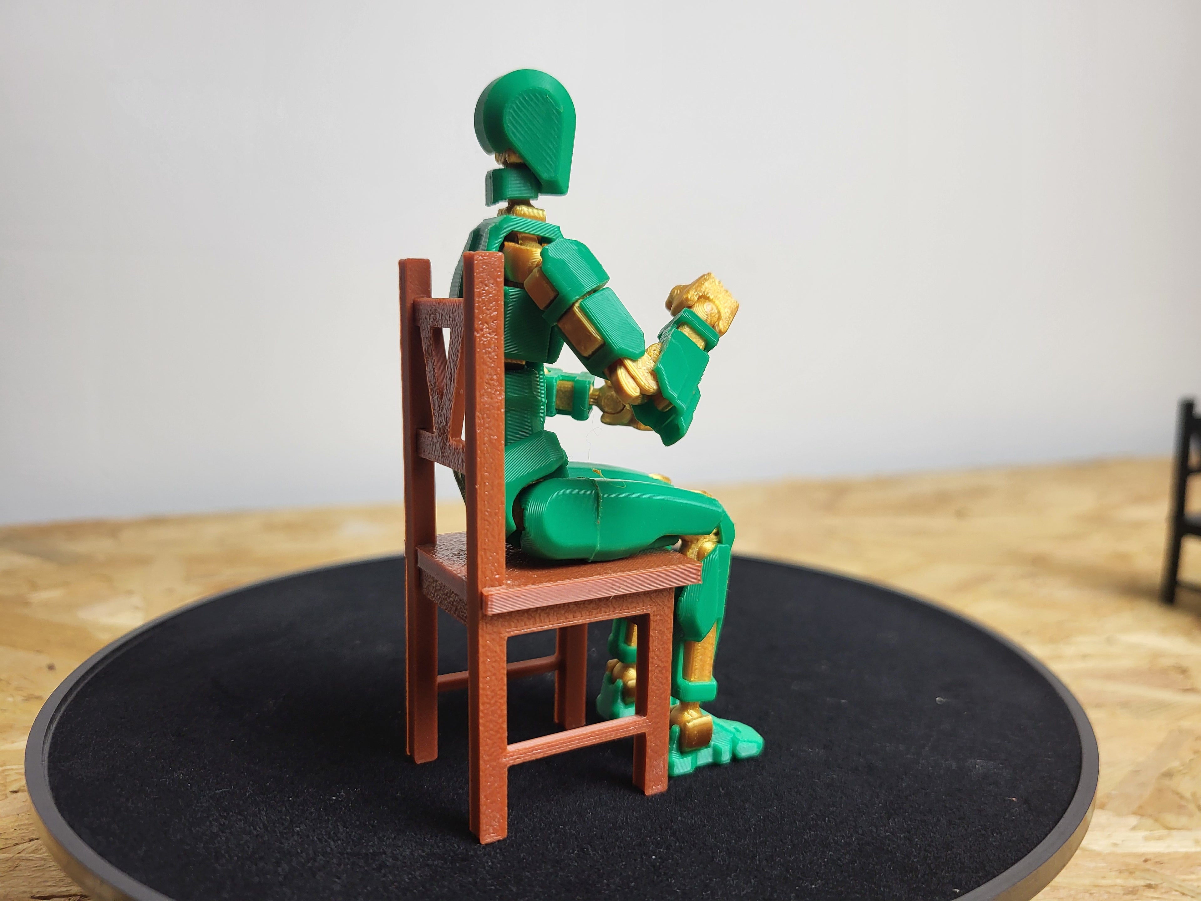 Chair for Dummy 13
