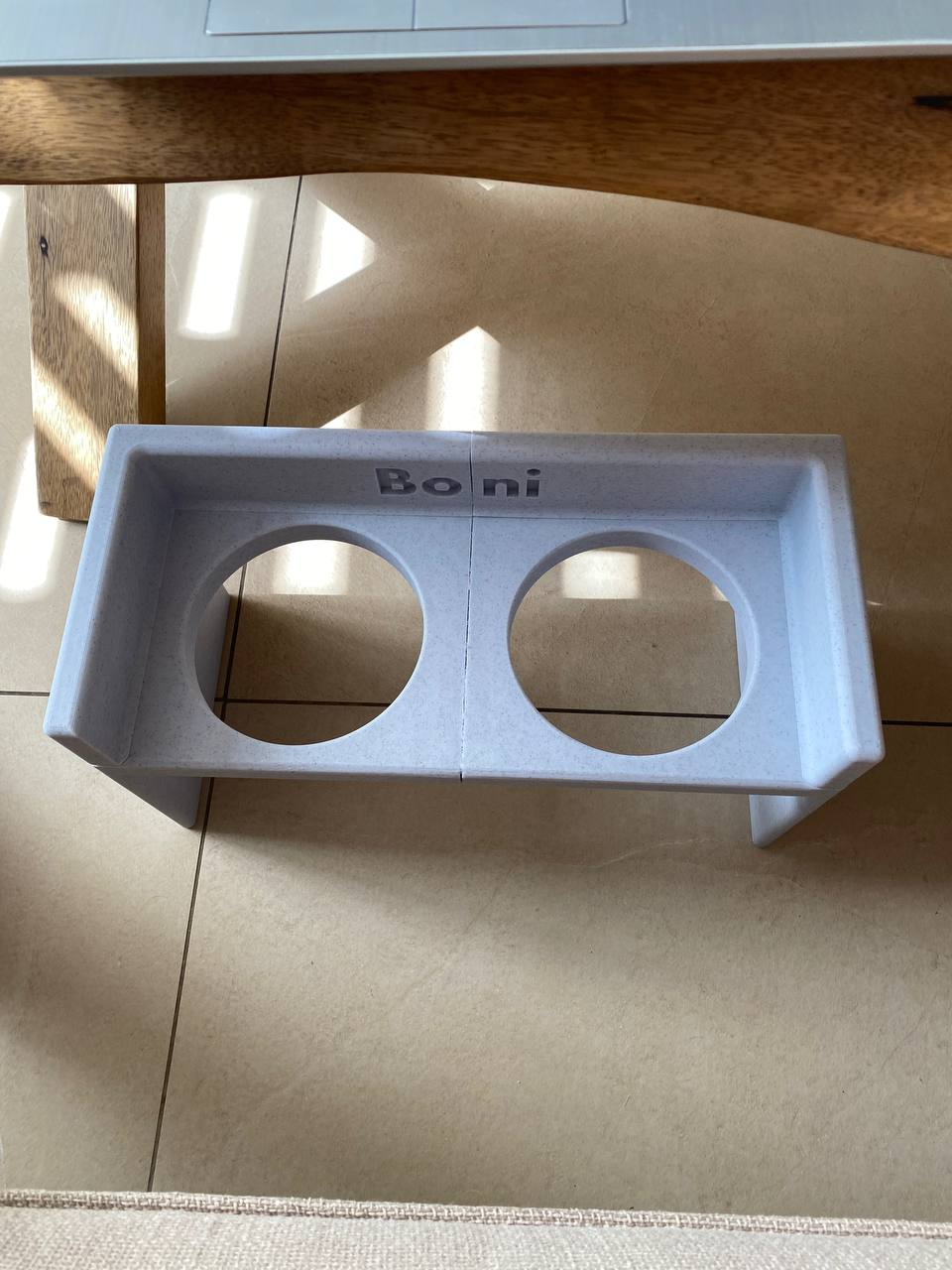 Bowl holder for dog/cat food (No glue needed) !