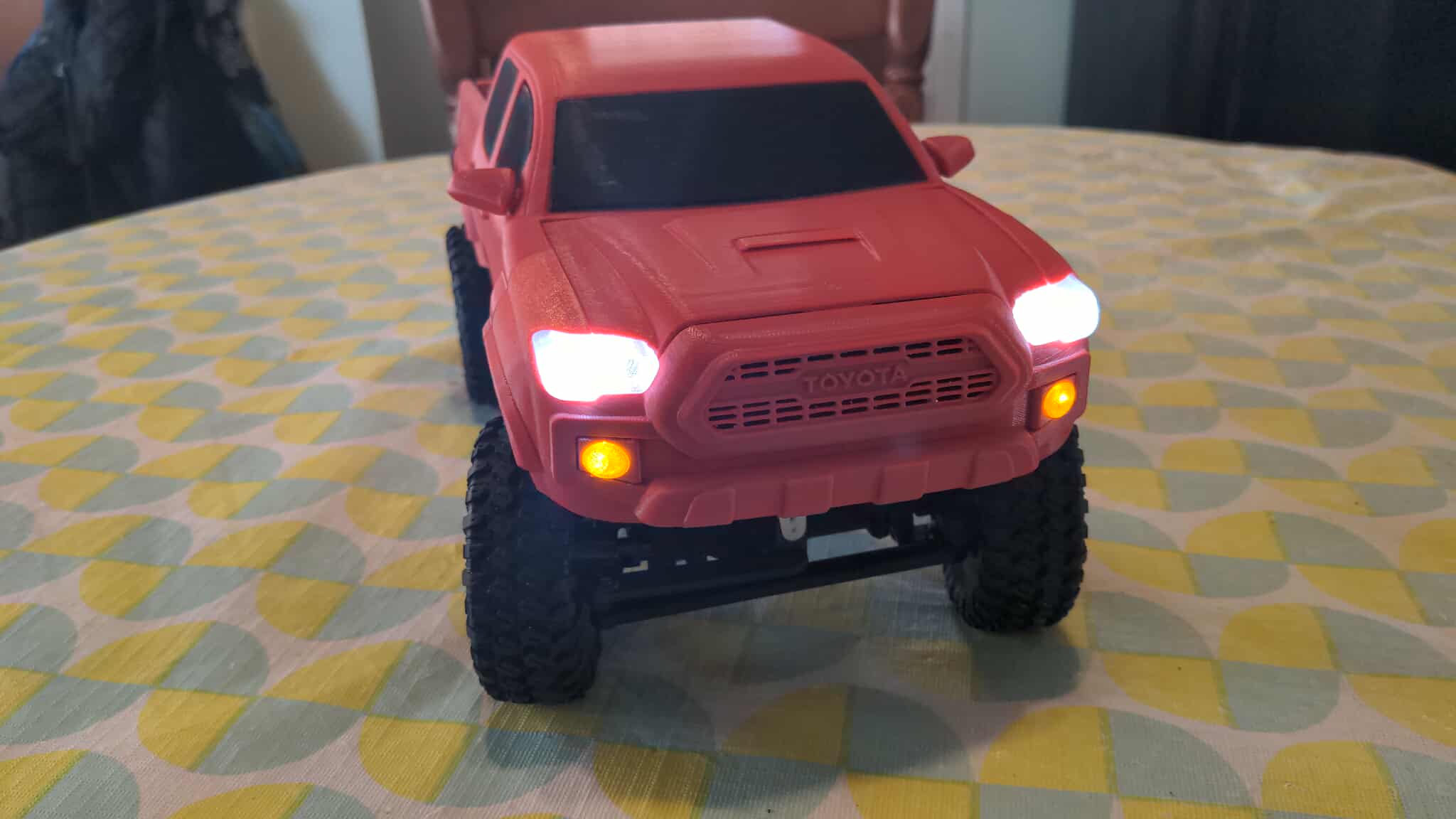 1:16 Toyota Tacoma RC