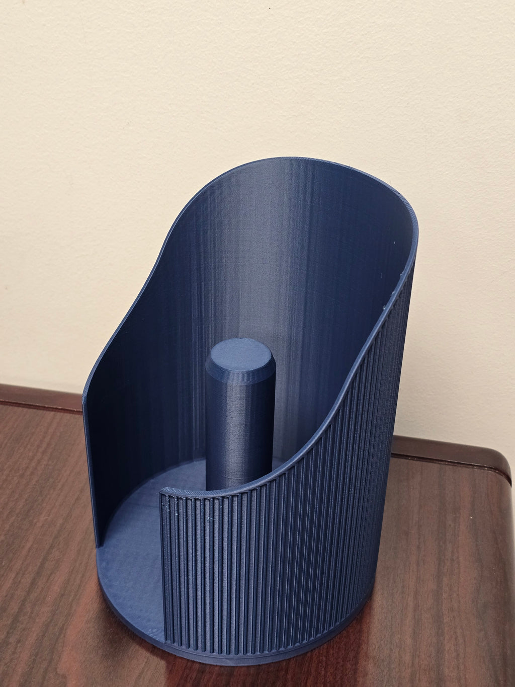 Rolla - Paper Towel Holder