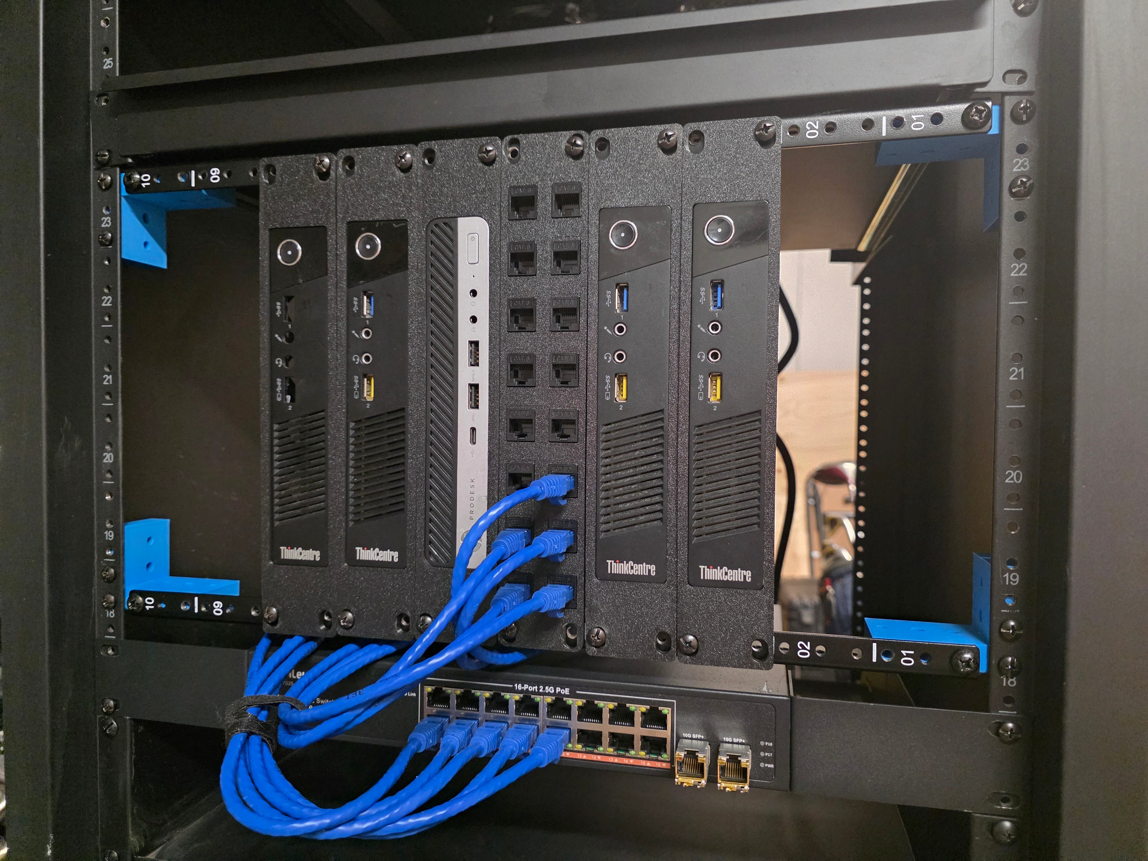19-inch to 10-inch Server Rack Bracket