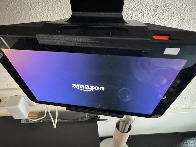 Amazon Echo Show 8 2nd Halter