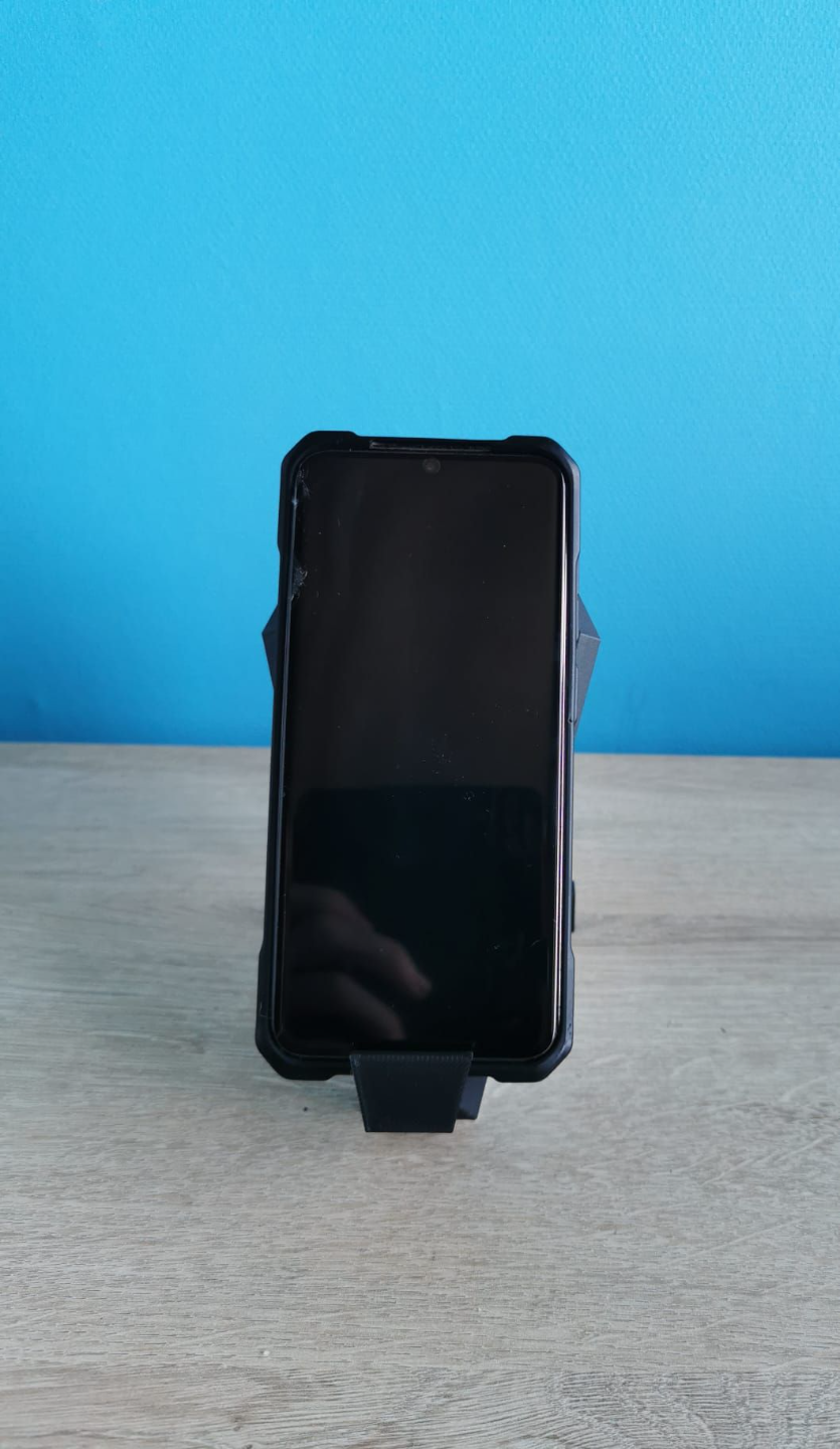 Skeletons phone stand