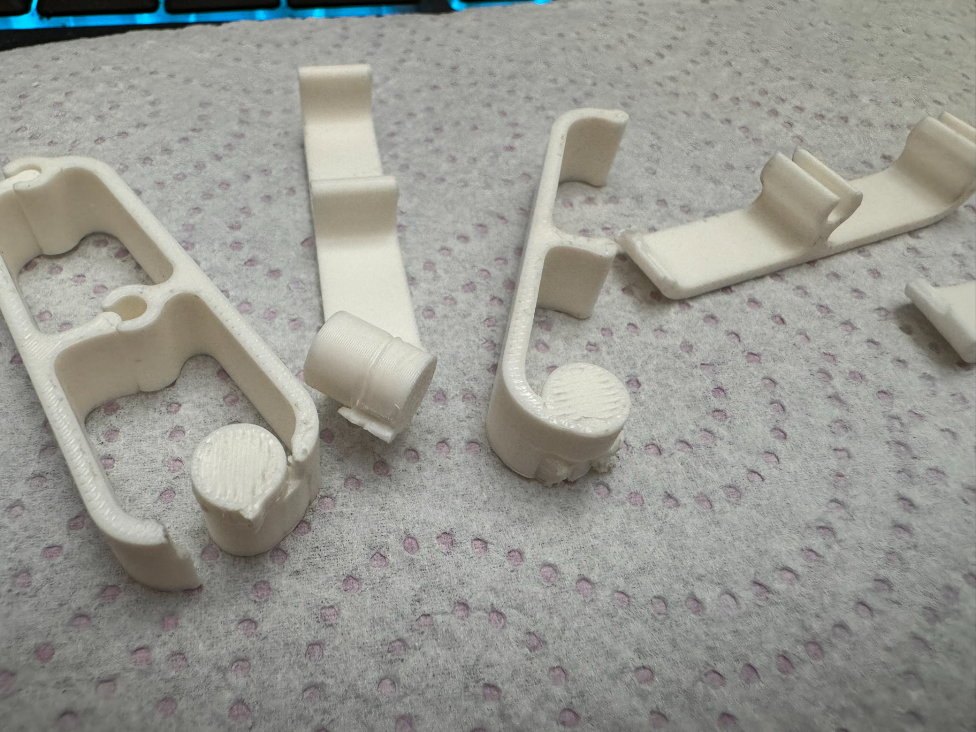 Cable clip
