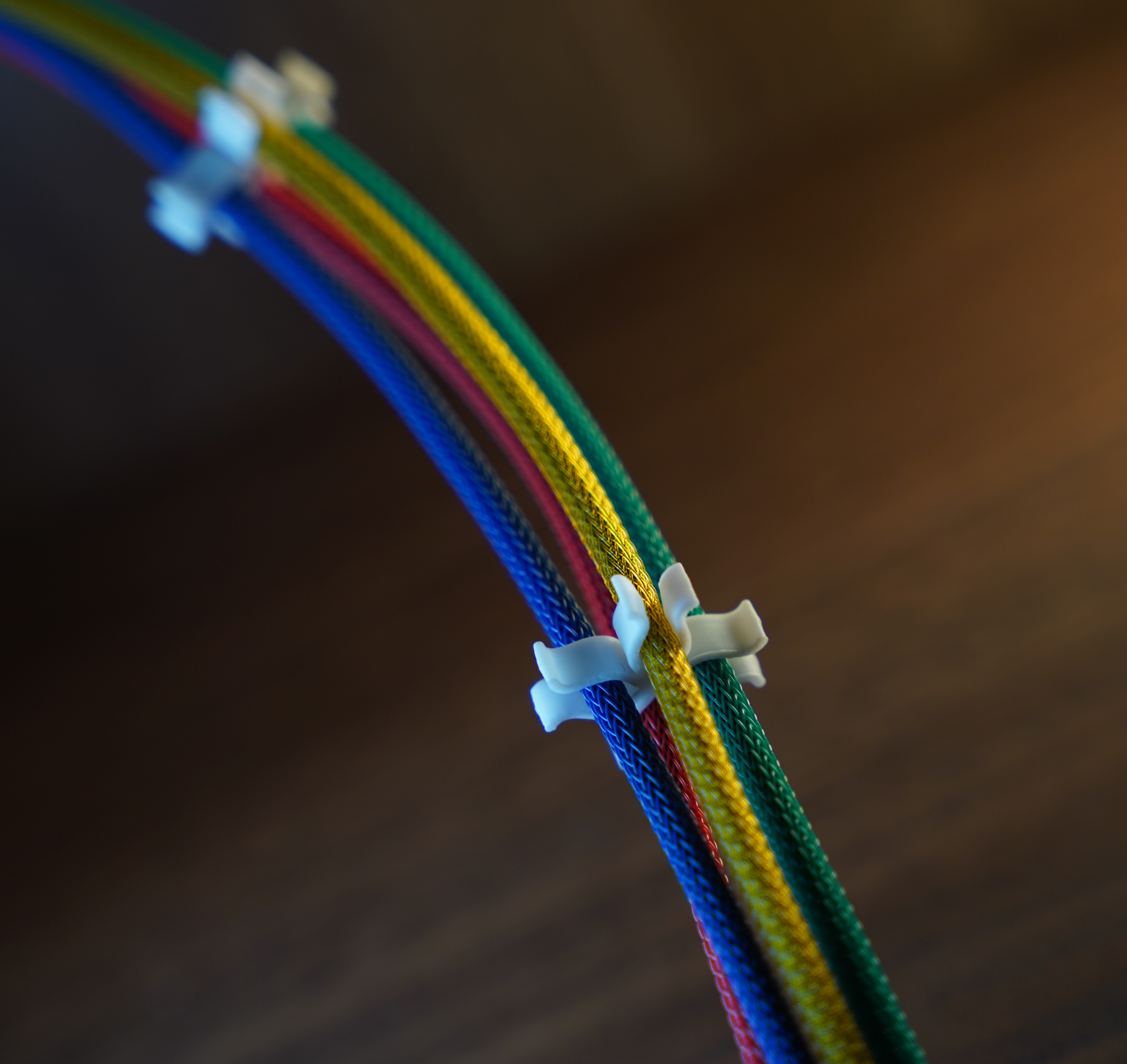 Simple Cable Organizer/Clip