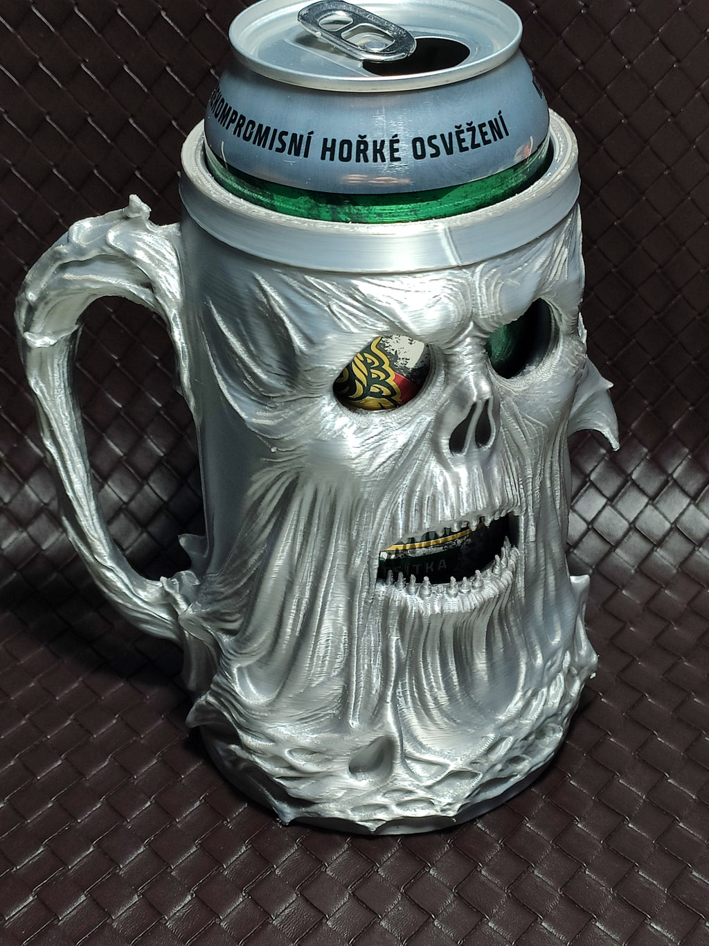 Wailing Spirit Can Holder