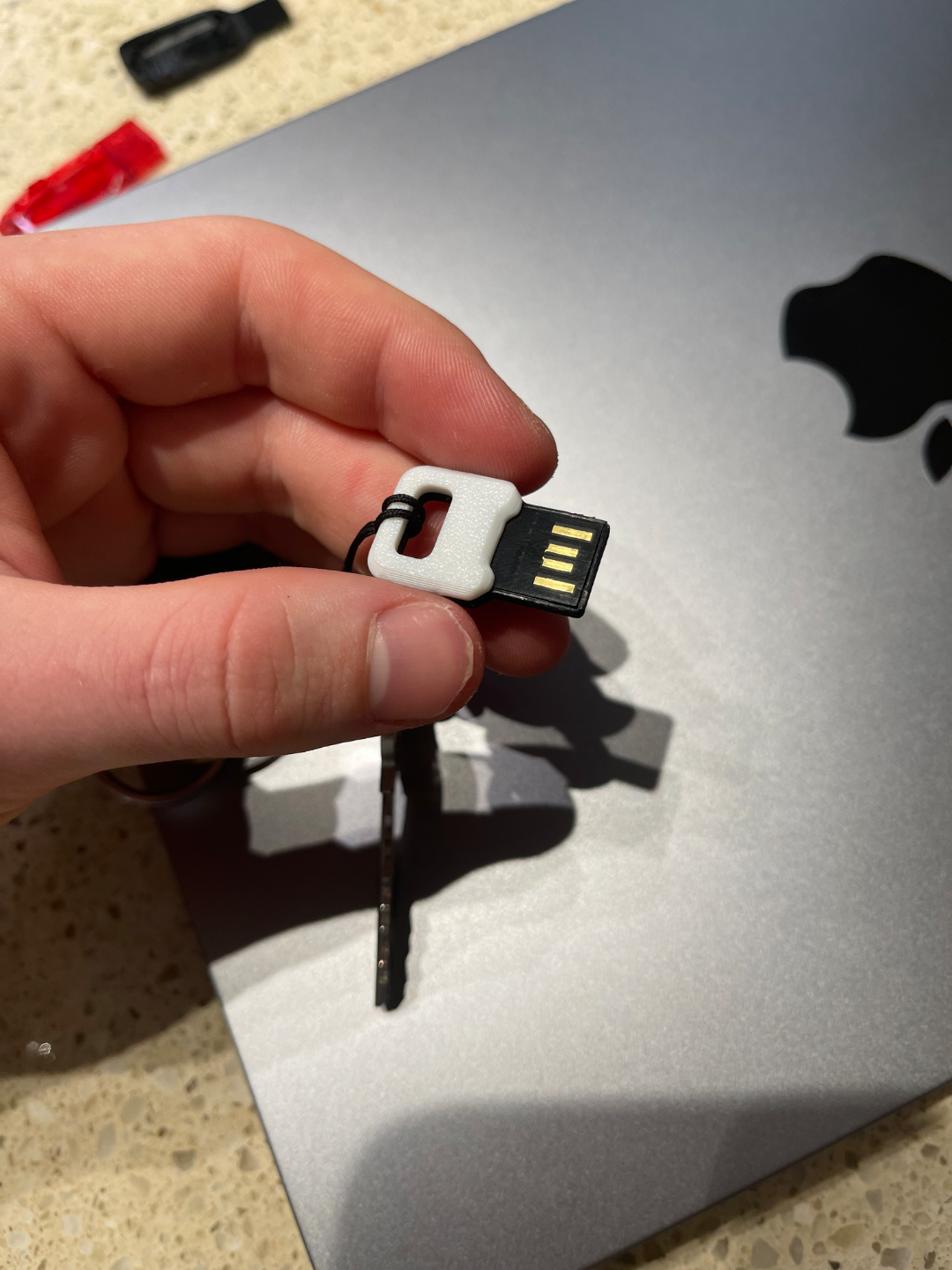 Simple Sandisk USB Replacement Case