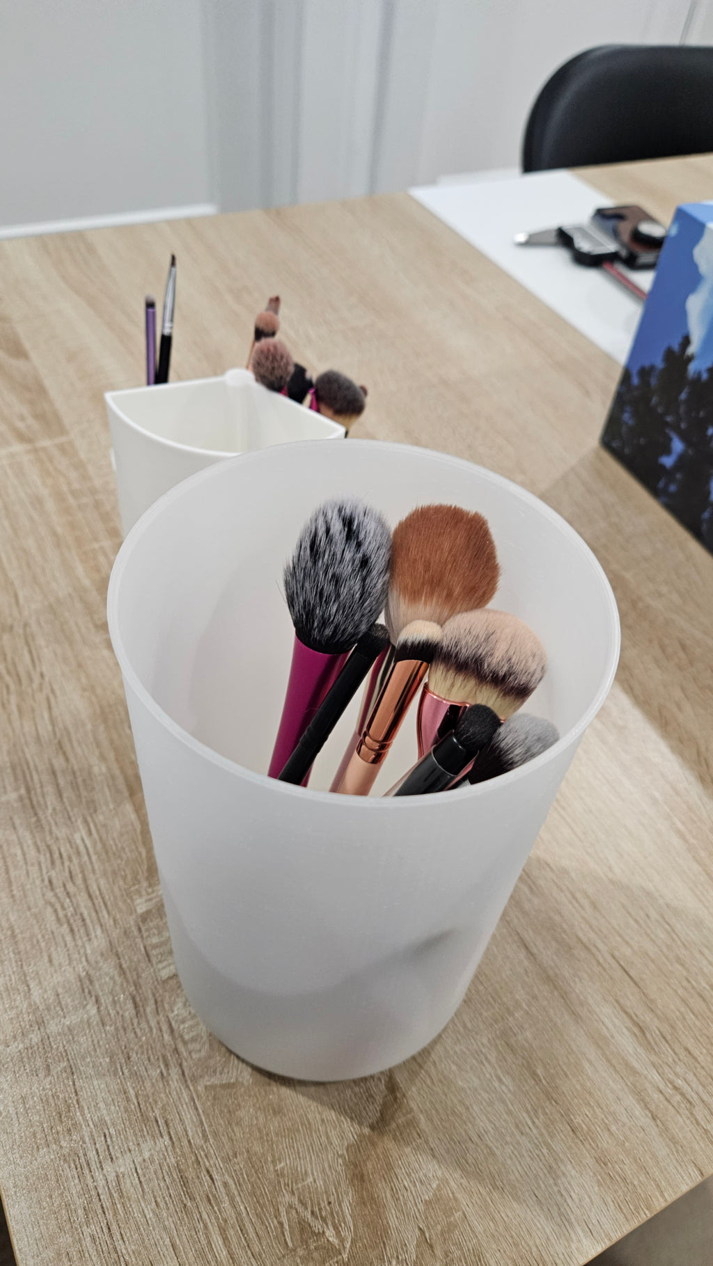 Makeup Brush Holder with Lid