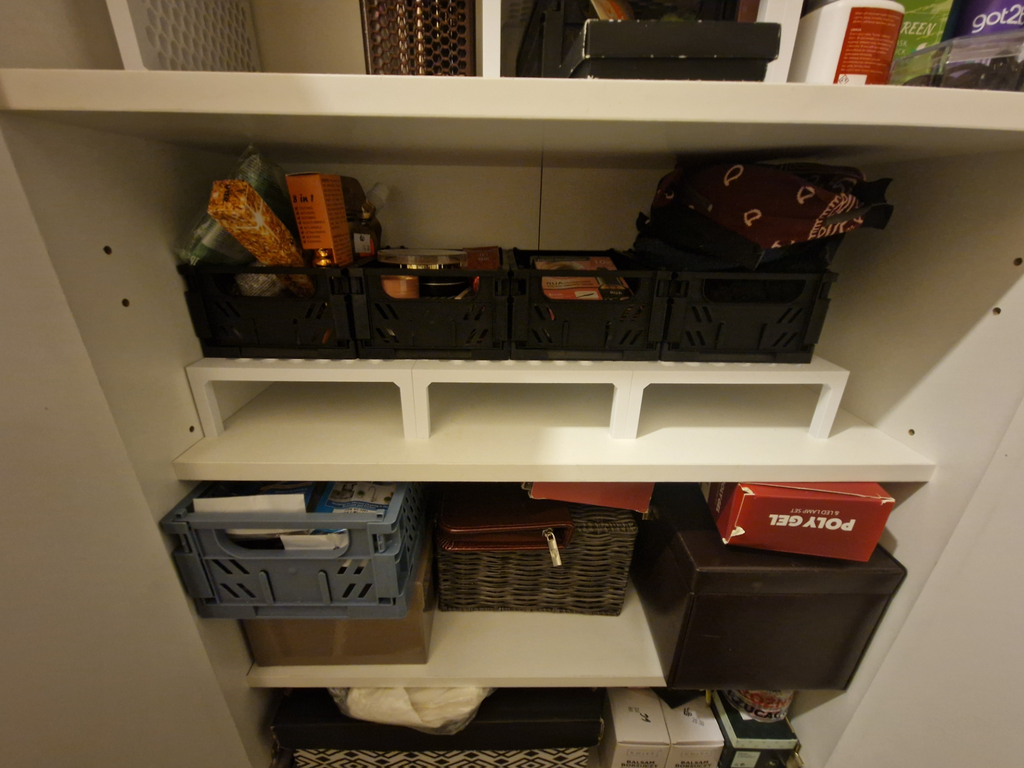 Shelf orgnizer - honeycomb