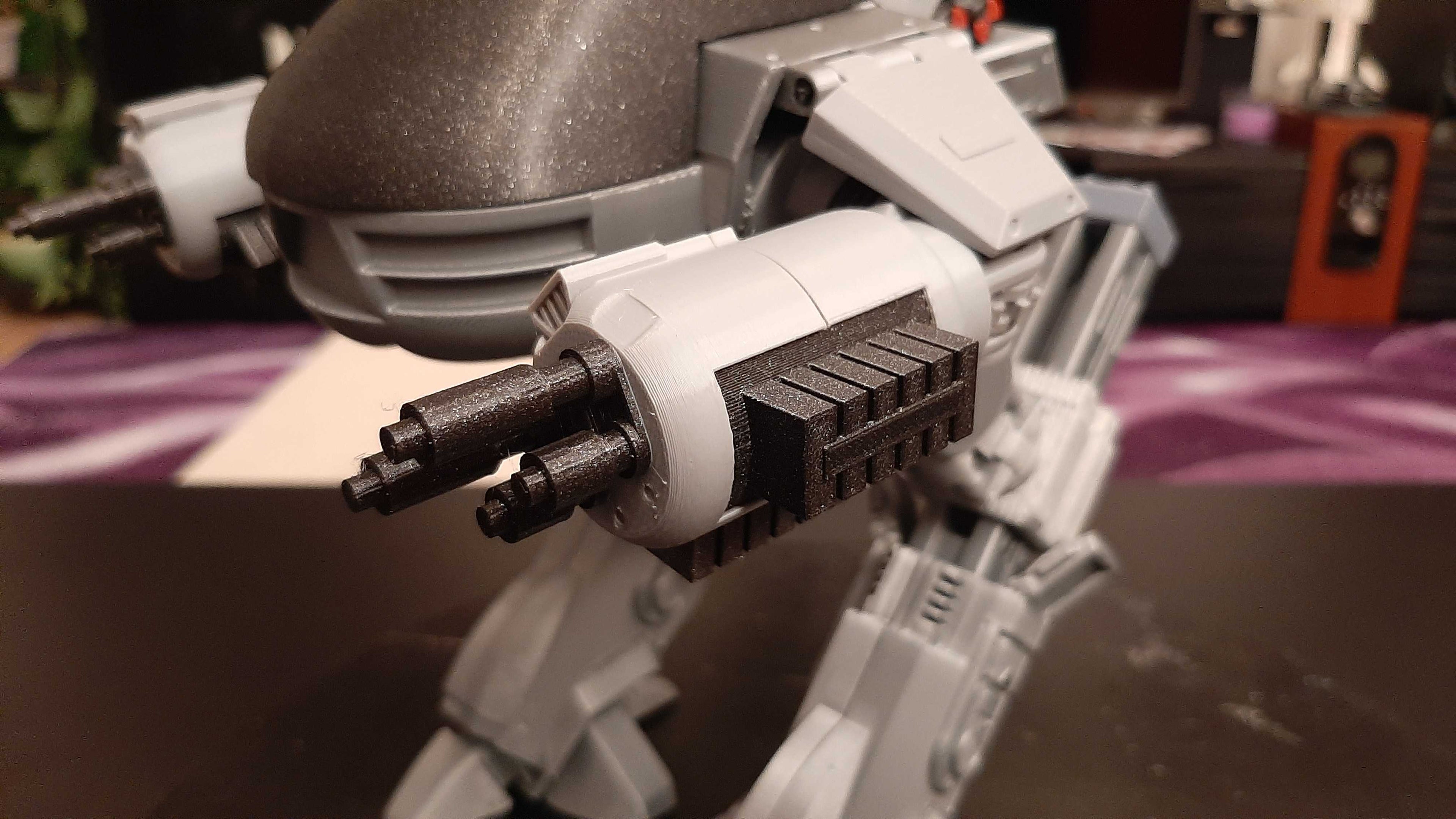 Enforcer Droid ED-209