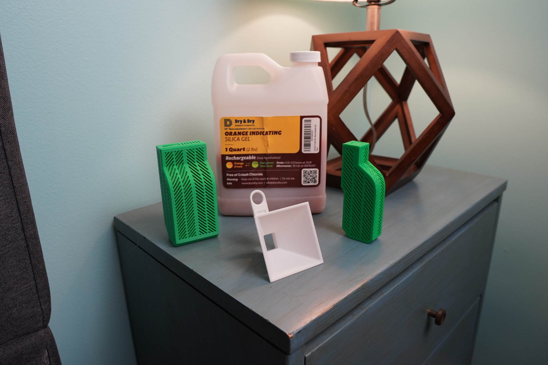 AMS Desiccant Holder Funnel – Slots Into Lid!