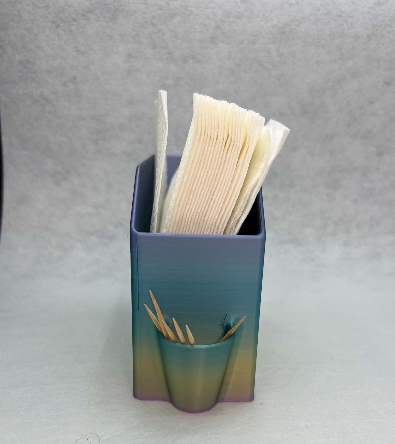 Knapin Holder with toothpick
