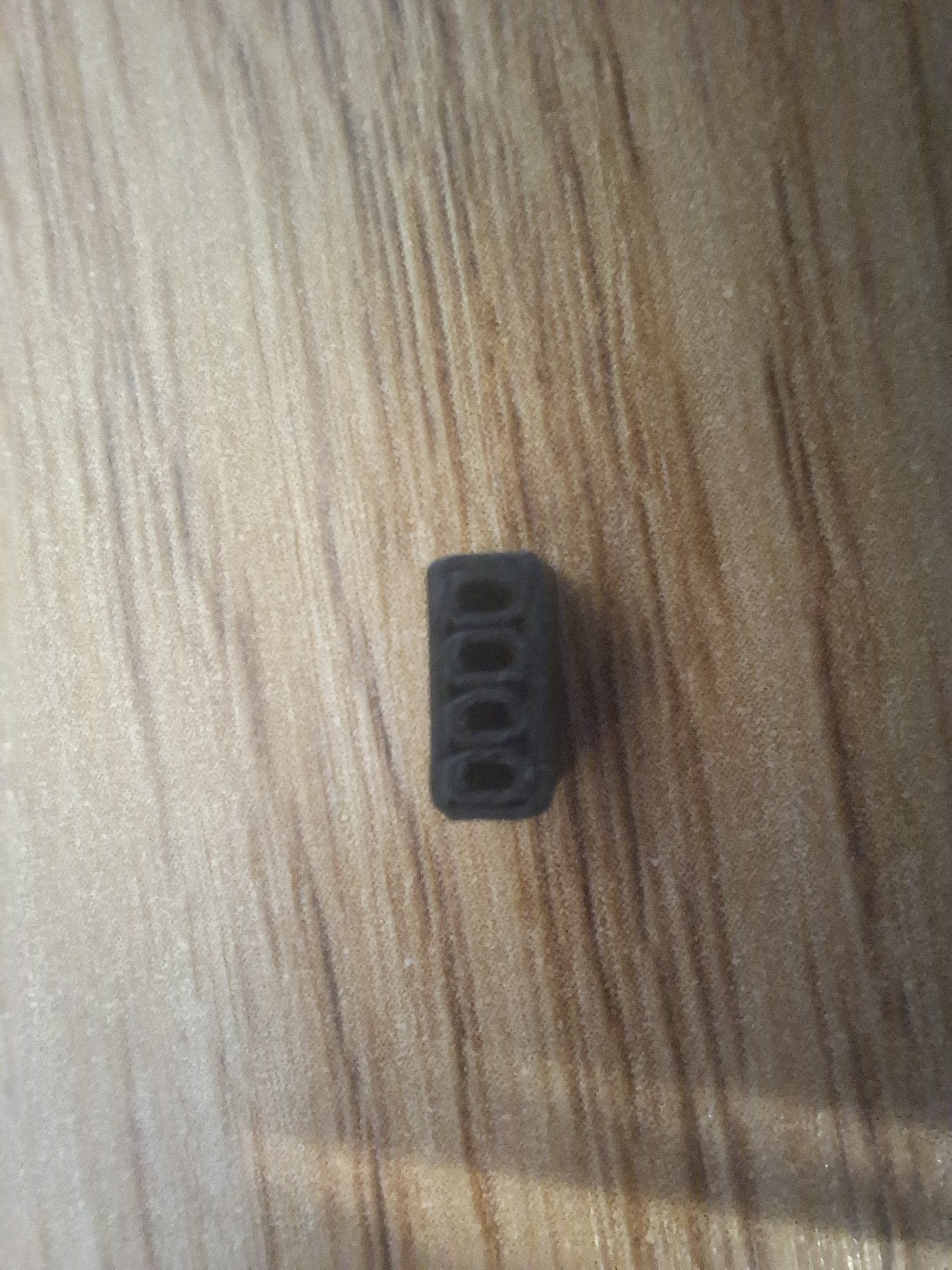 Strong pin connectors V2