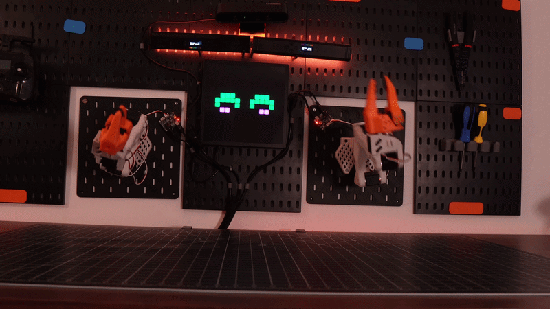 Qubit, The Desk Robot