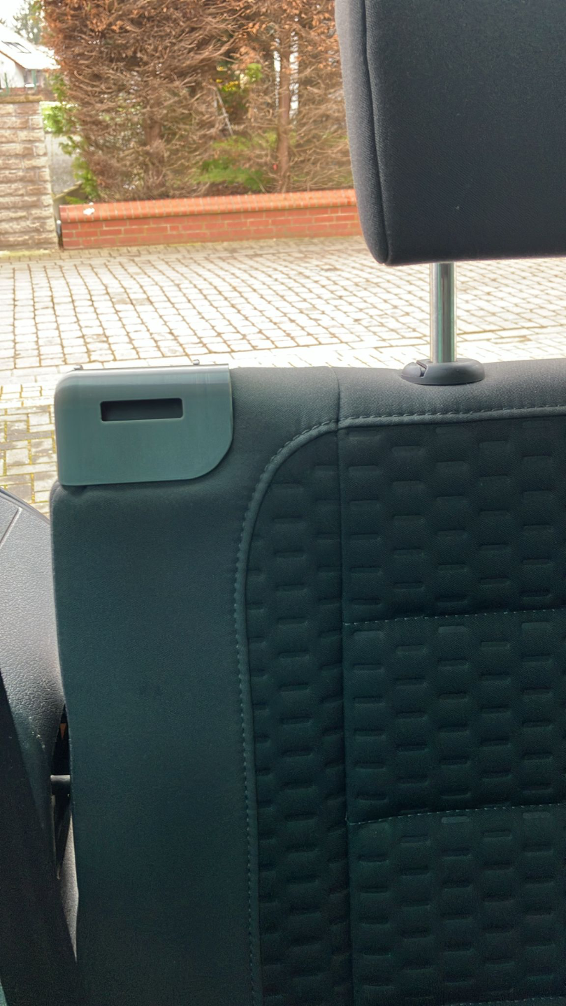 VW Touran Abdeckung 3. Sitzreihe Verriegelung