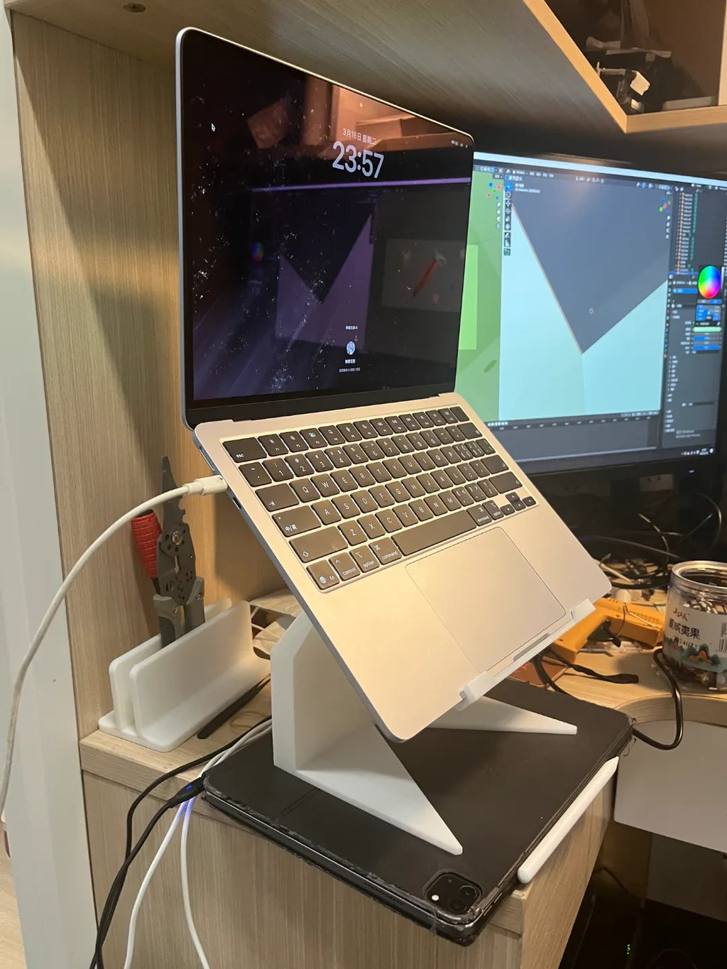 适配MacBook Air 13寸机型的增高支架Stander for MacBook Air 13
