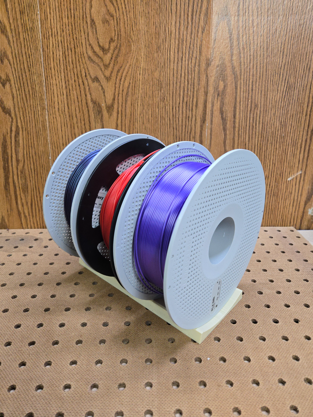 Simple spool rack/stand