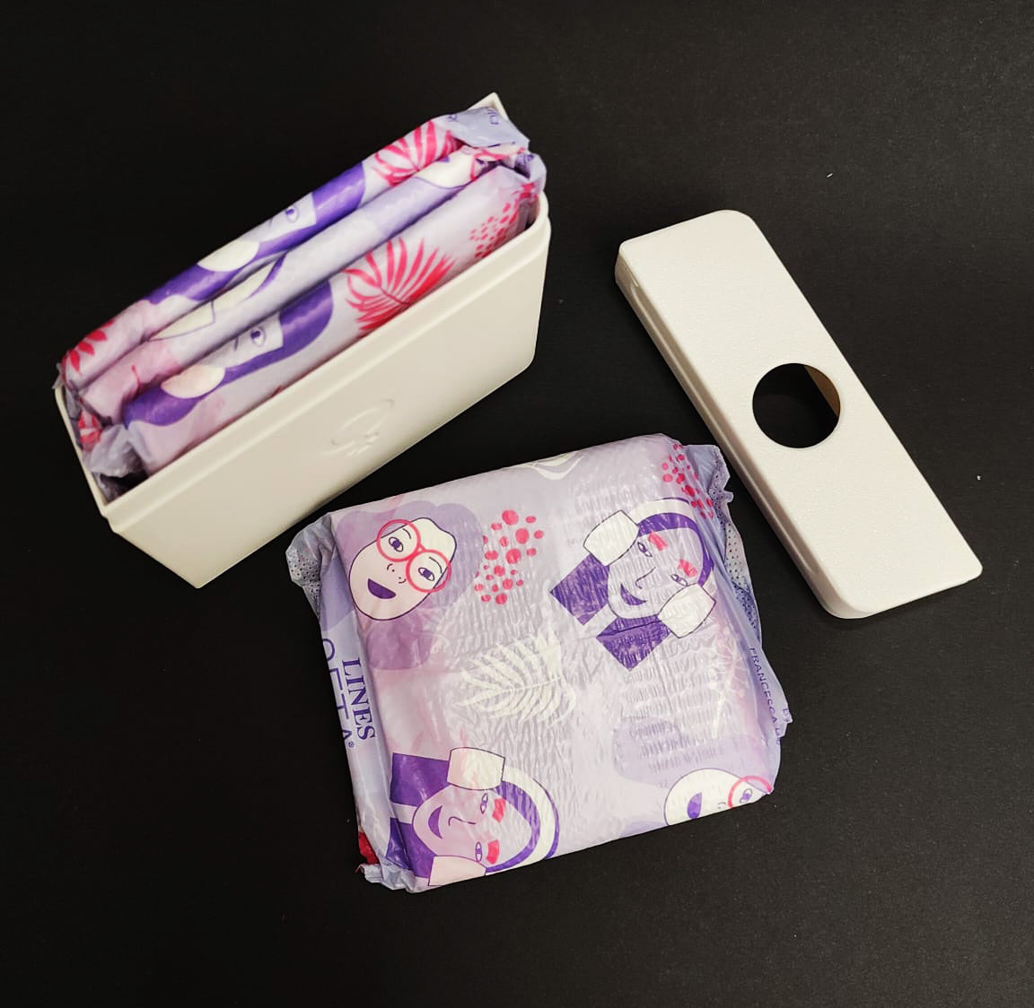 Porta Assorbenti Compatto da Borsa