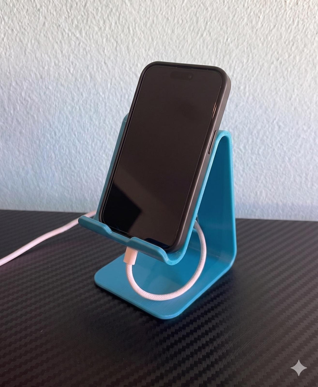Minimalist Stand Phone