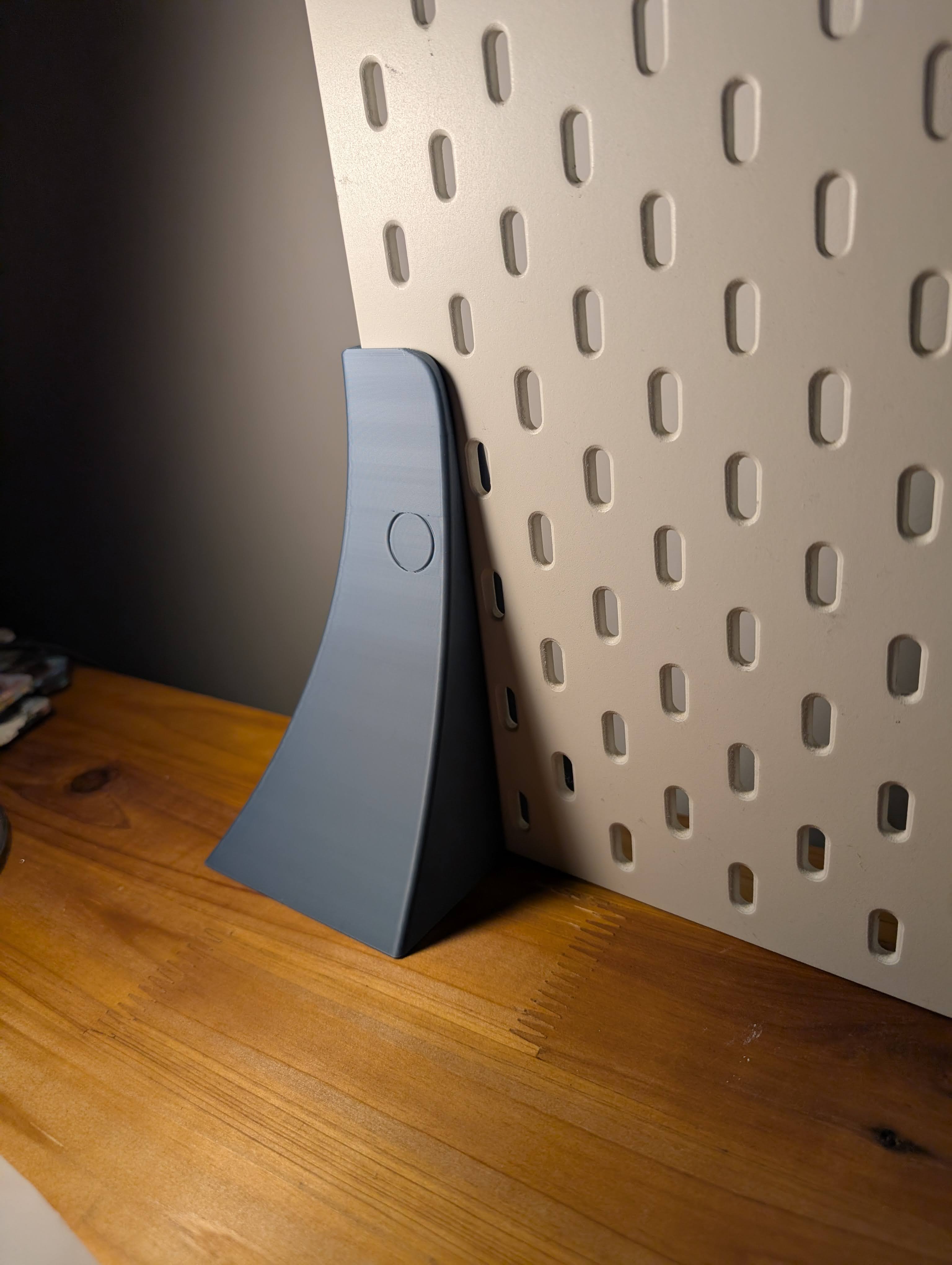 Elegant IKEA Skadis Desk Mount with Clamp