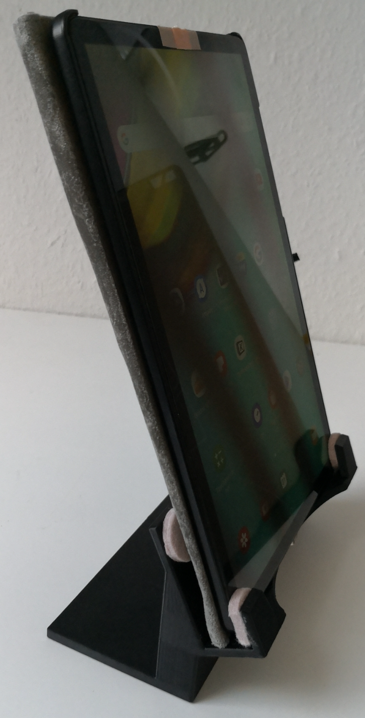 stand_for_tablet_with_protective_cover