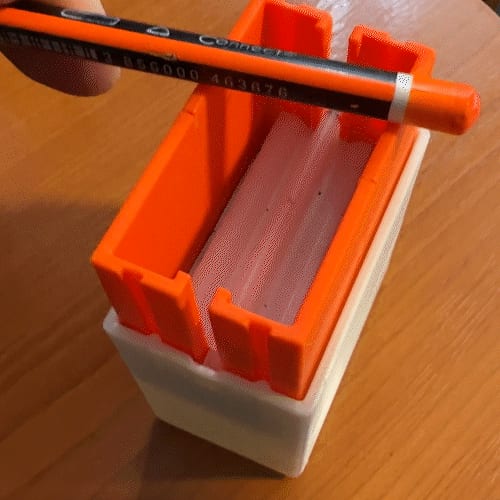 Semi-automatic stamp