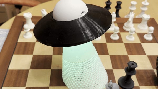 2. Version UFO Table Lamp with Tractor Beam Lighting