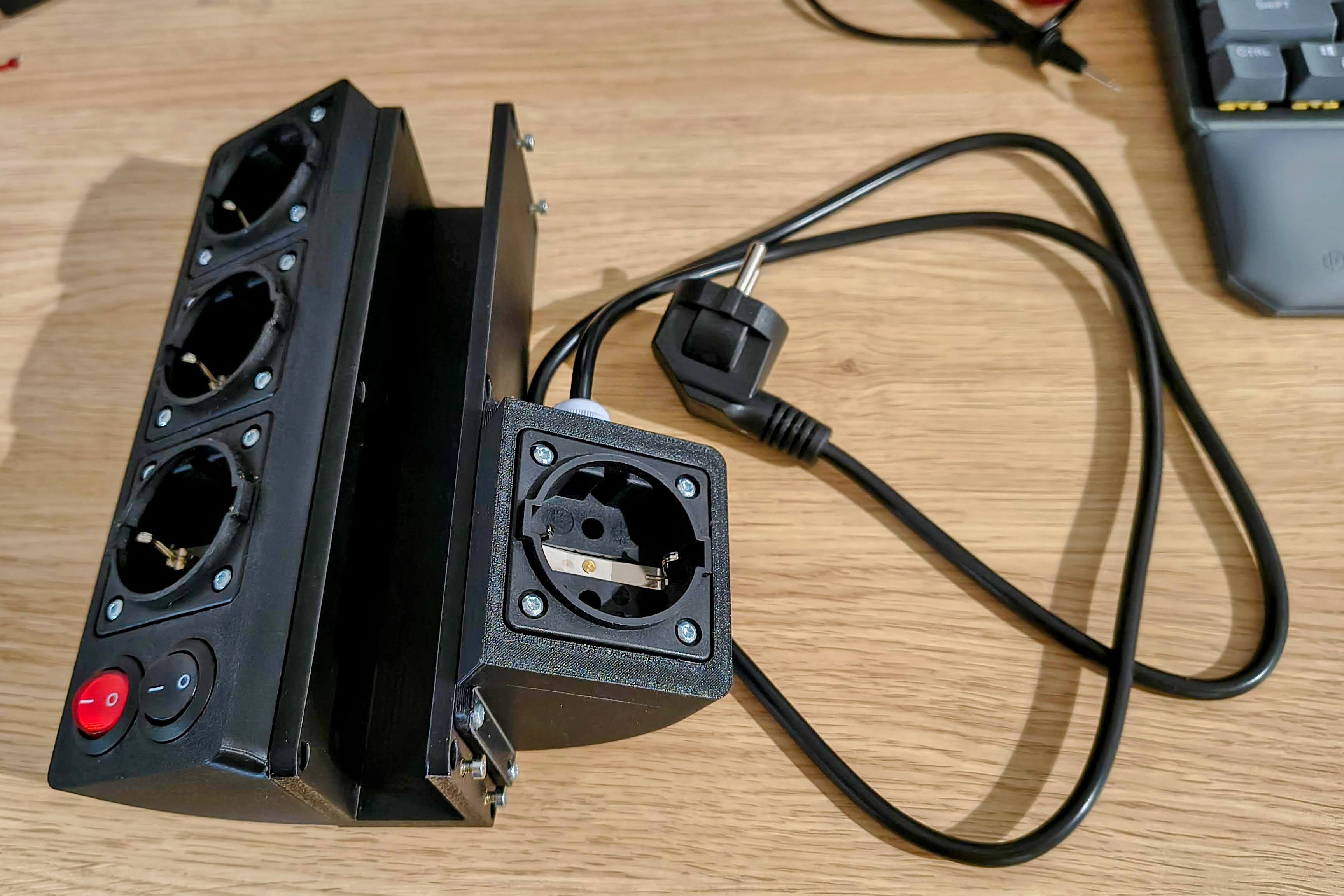 Desk Power Station & Strip - PCE Industrial Grade