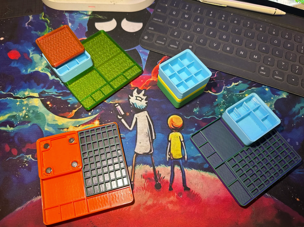 Gridfinity Big/Small Parts Project Tray W/ 1x1 Screw Bin, 63 Slot Grid Magnet Tray & Stackable Lid