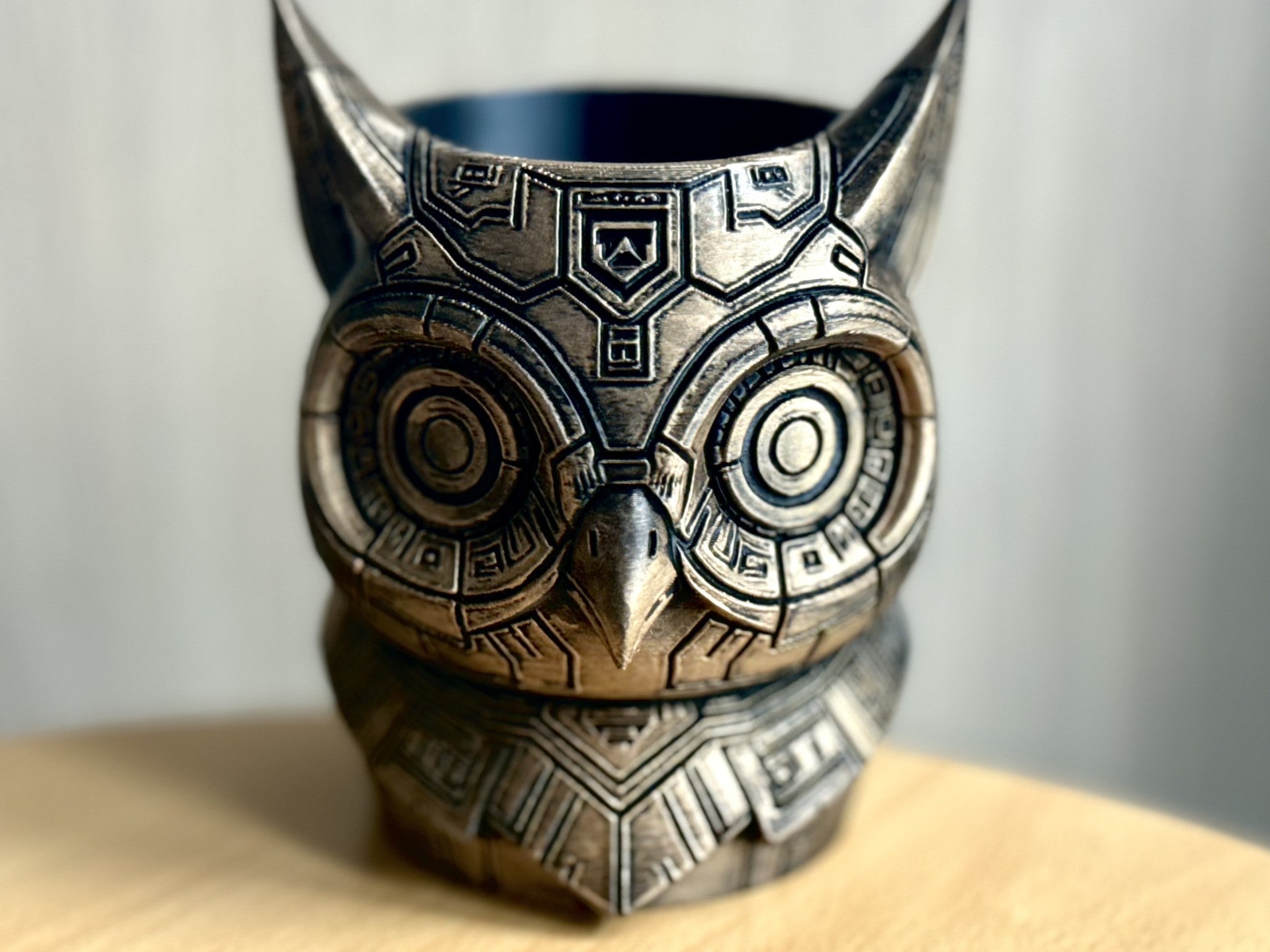 Grindle–Cyberpunk Owl of Creativity-Commercial use