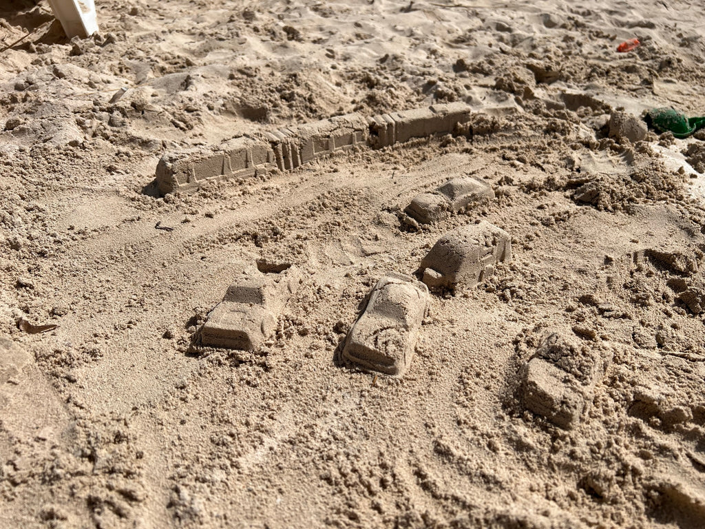 Infinite long bus and cars - Sand Molds