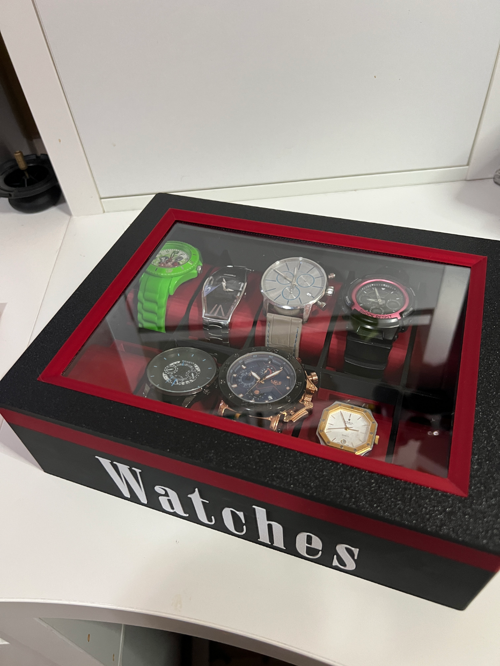 Cute watch box