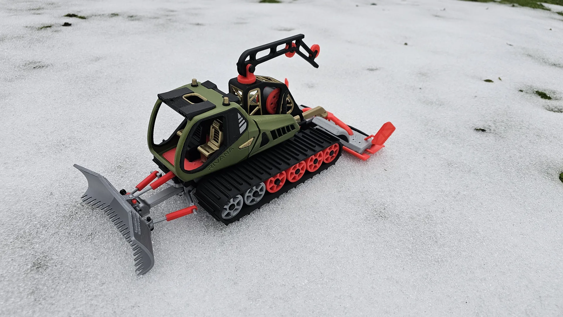 150% SCALE Snowcat / Snow Groomer
