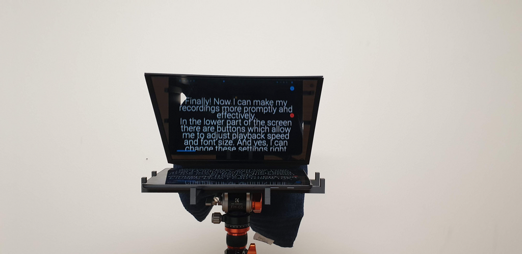 Teleprompter for tablet or screen