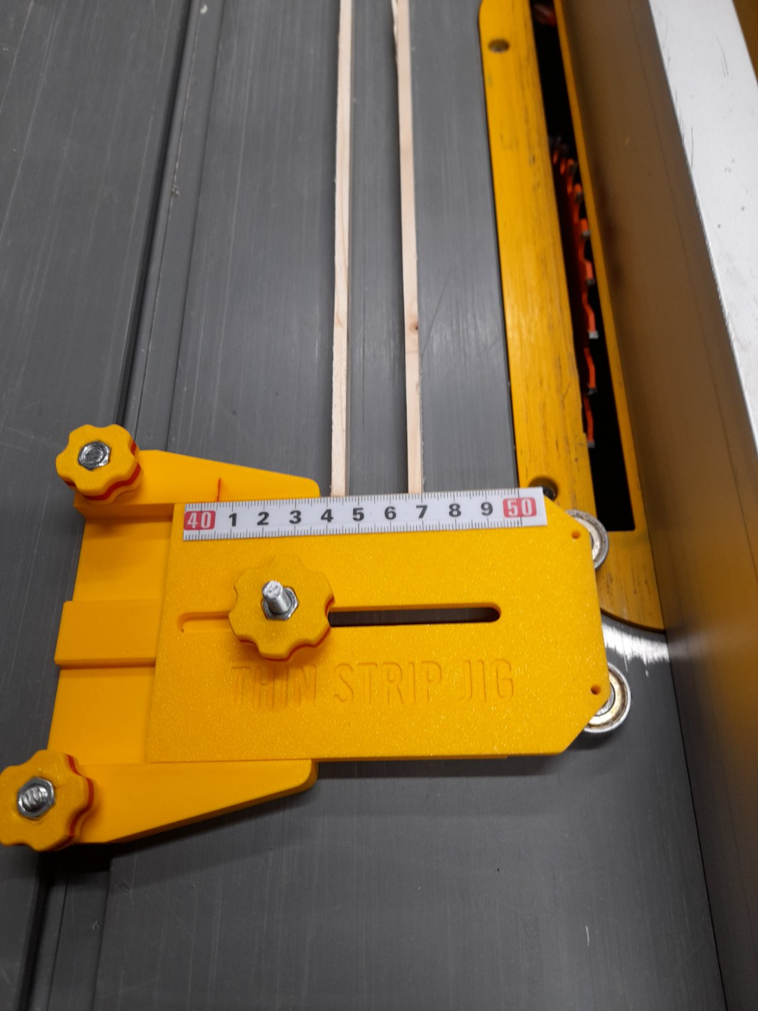 Thin Rip Table Saw Jig Dewalt