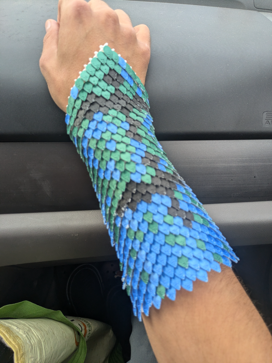 chainmail fabric arm bracer