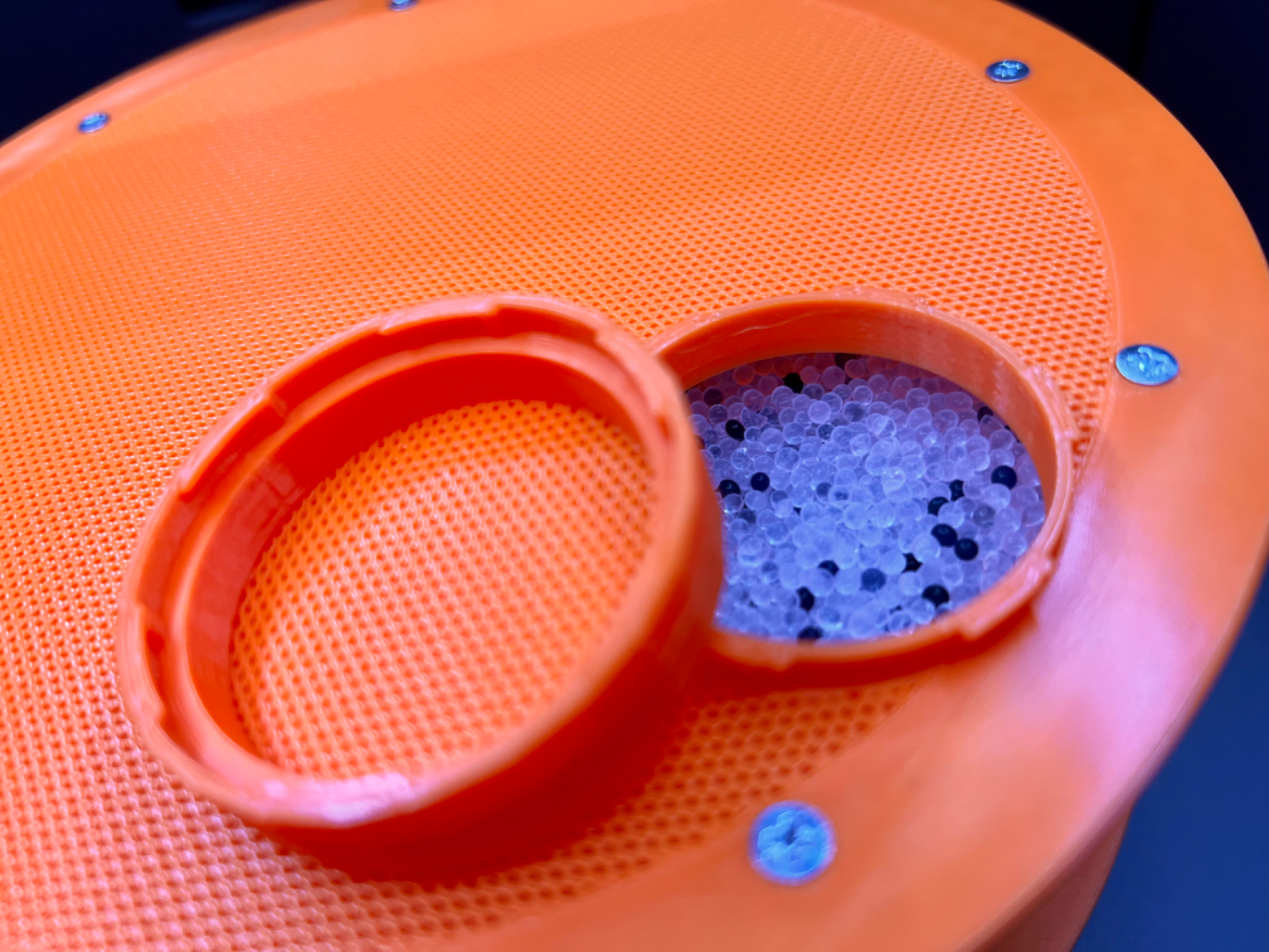 Knitted BIG Silica Gel Container