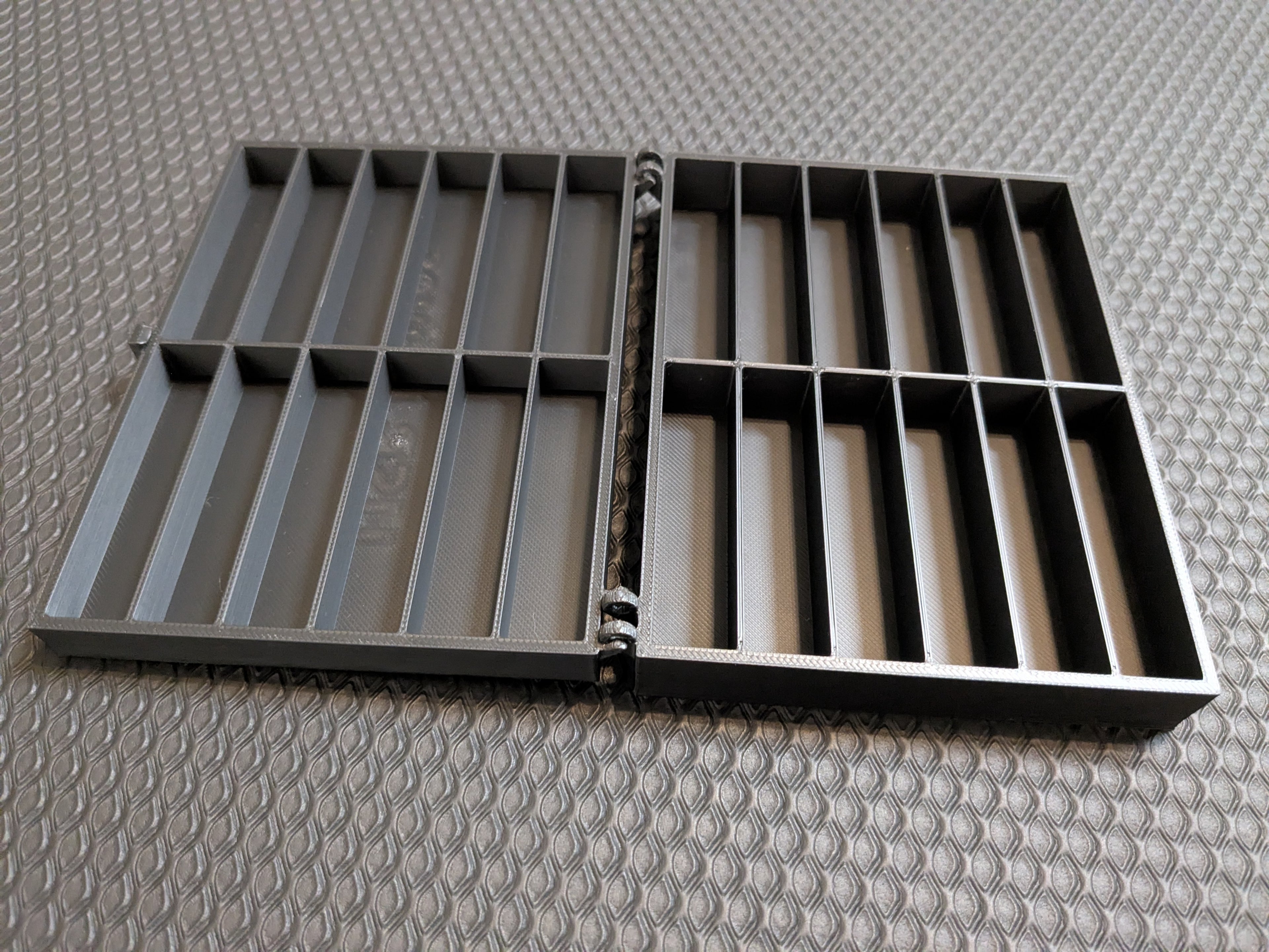 Customizable USB Drive Storage Box (and SD cards)