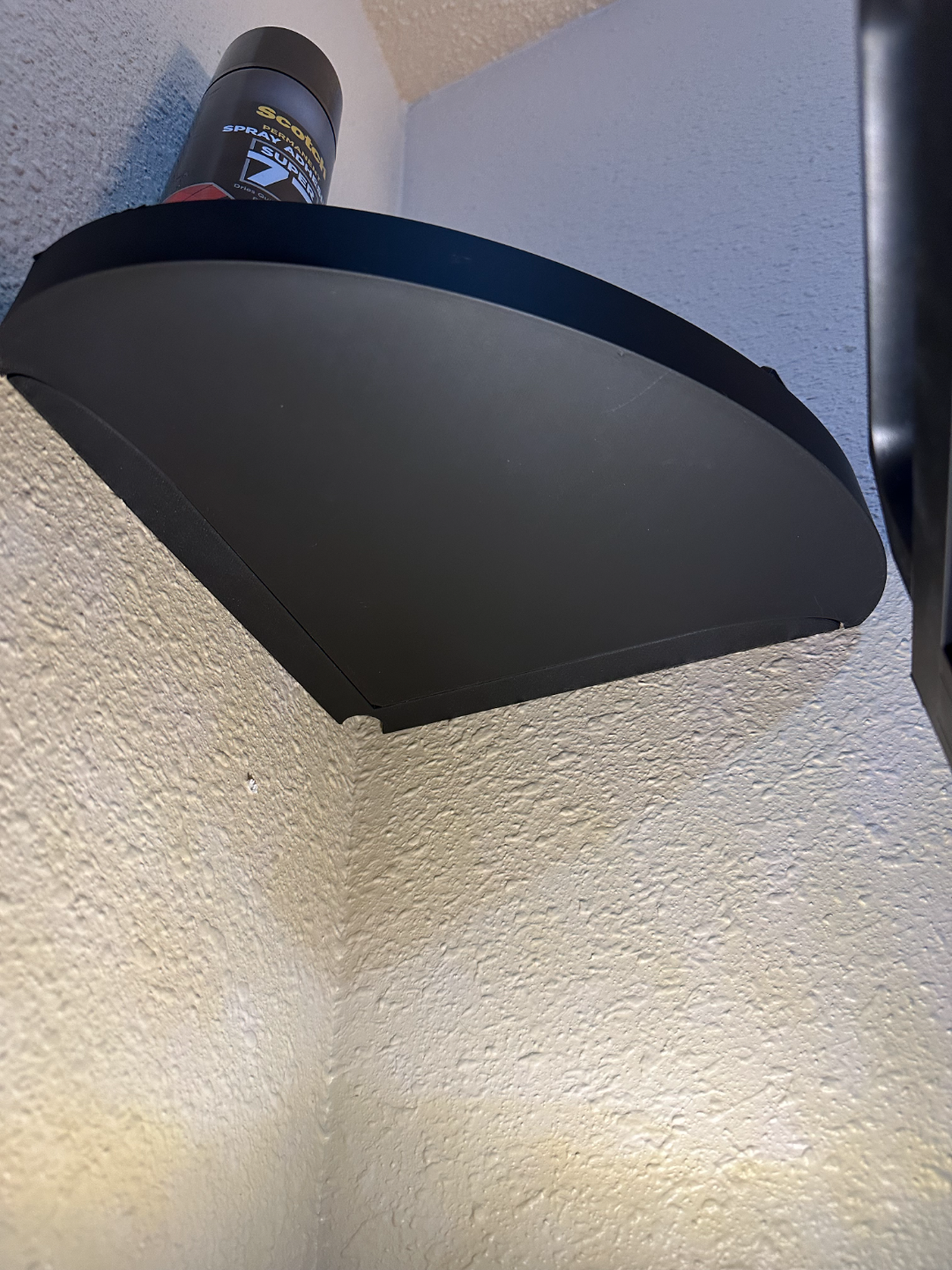 floating corner shelf and mounting bracket