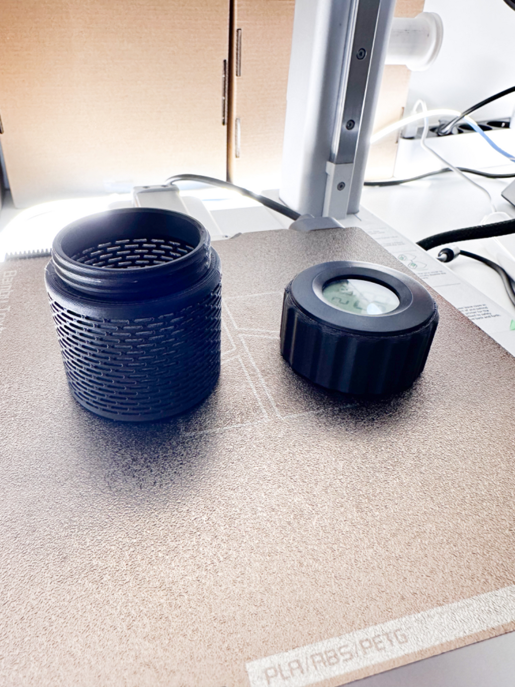 Silica Gel Spool Container + Hygrometer Cap