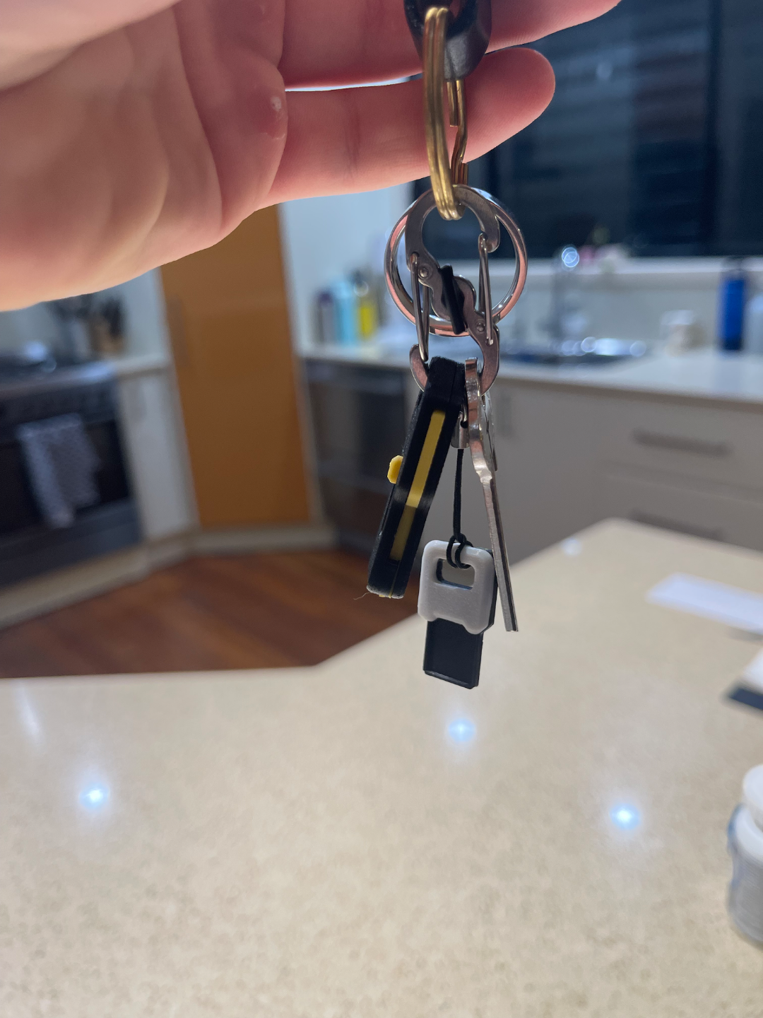 Simple Sandisk USB Replacement Case