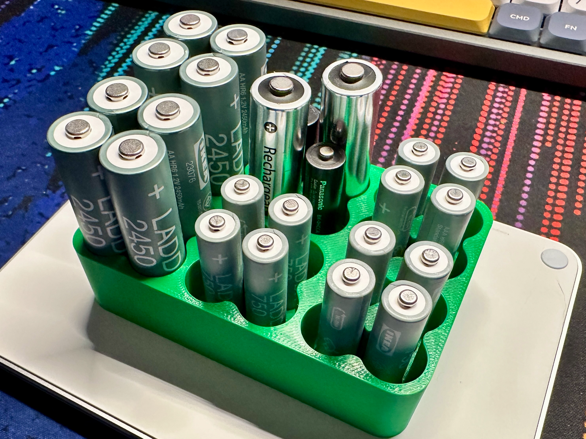 AA & AAA Battery Holder - Hybrid