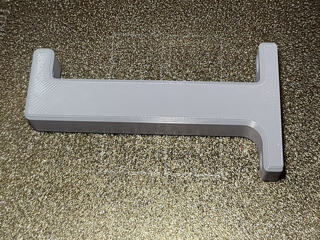 Wall fillament spool holder