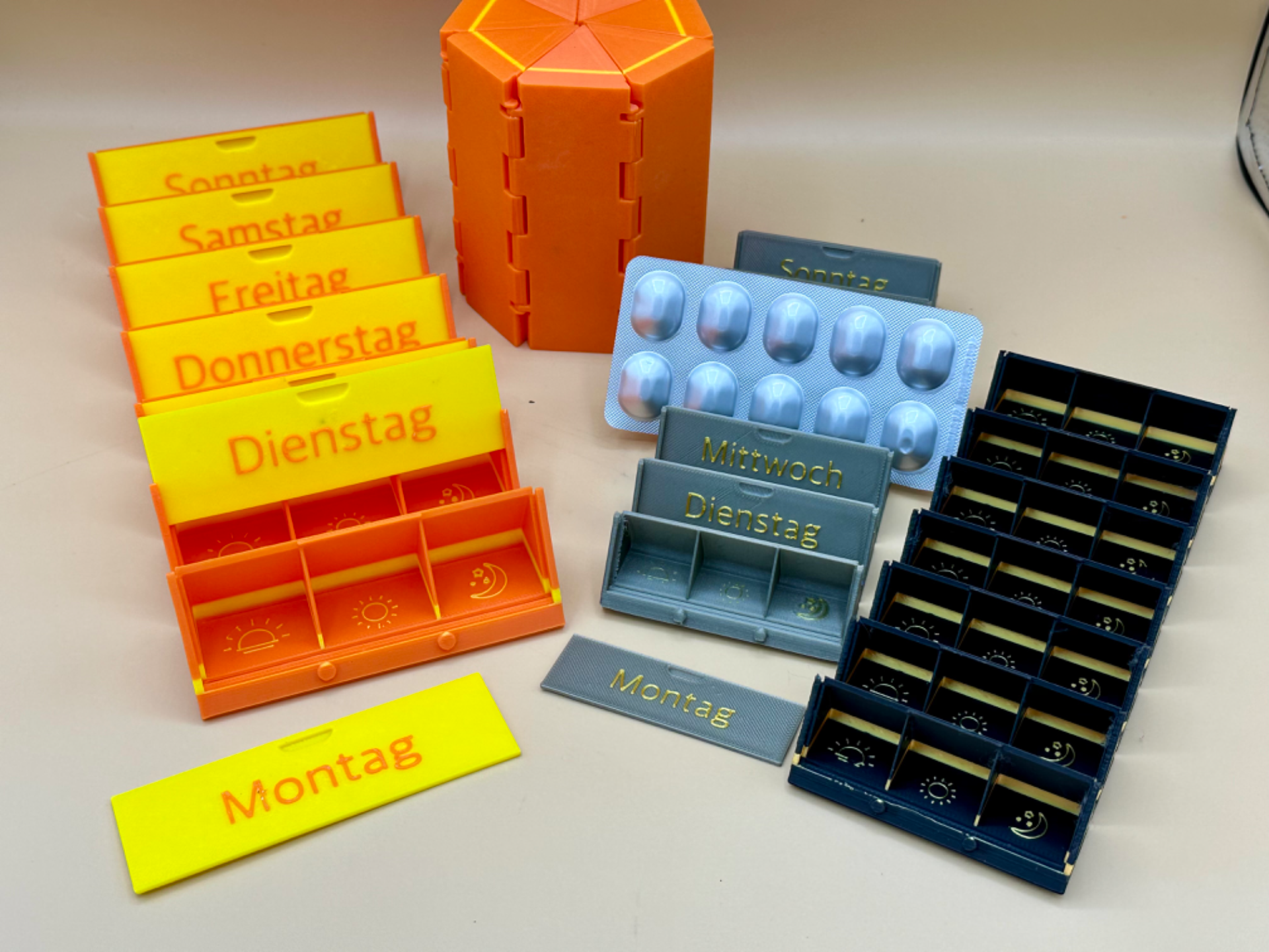 "Print-in-Place" Pill Box with Rollcontainer Design and Versatile Customization