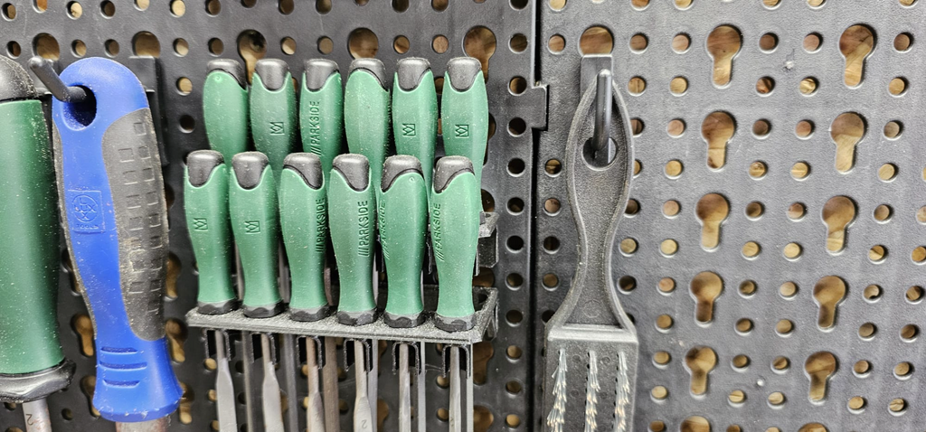 Parkside(Lidl) pegboard attachments