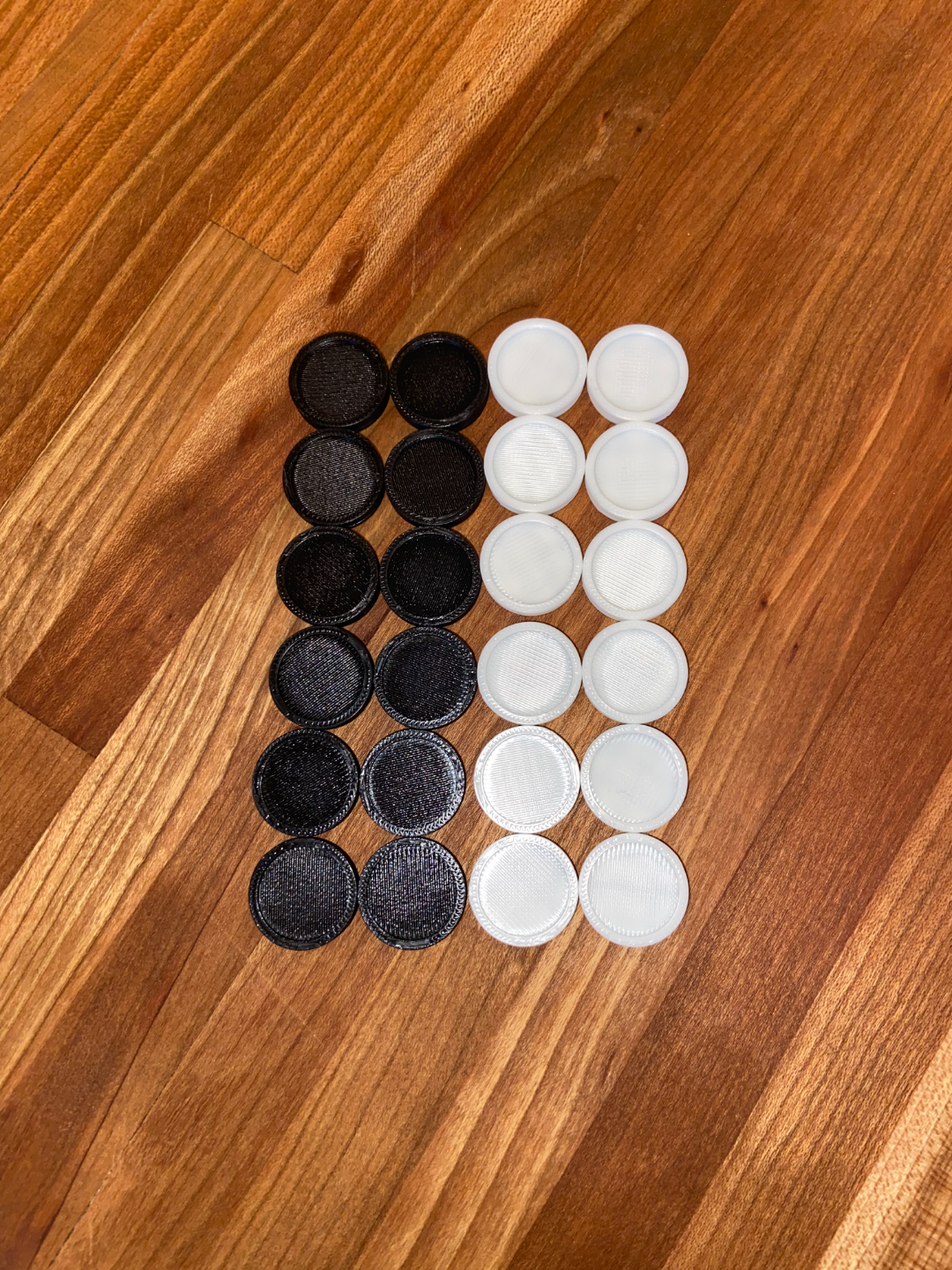 lifted checkers set