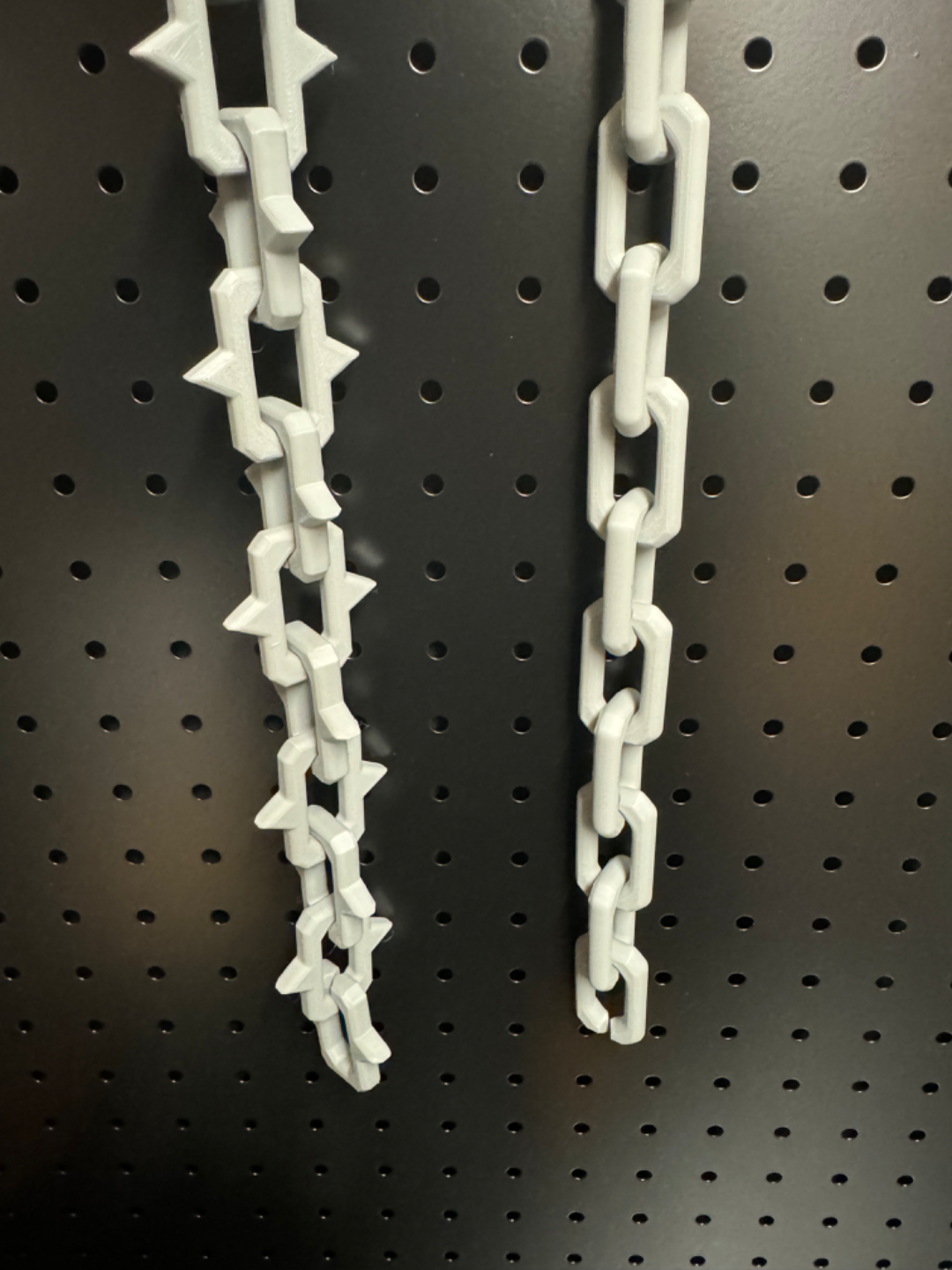 Chain links