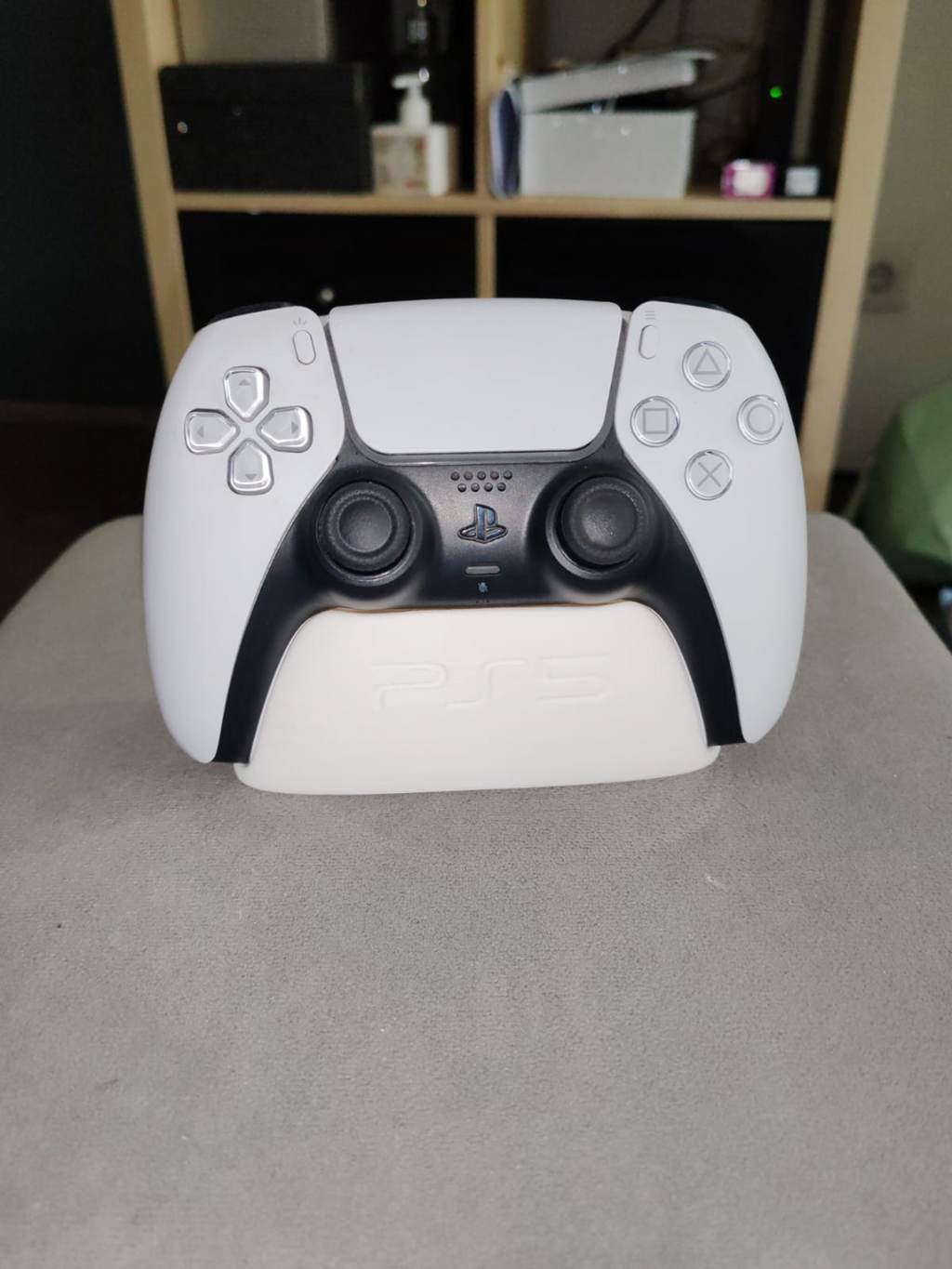 PS5 Controller Stand