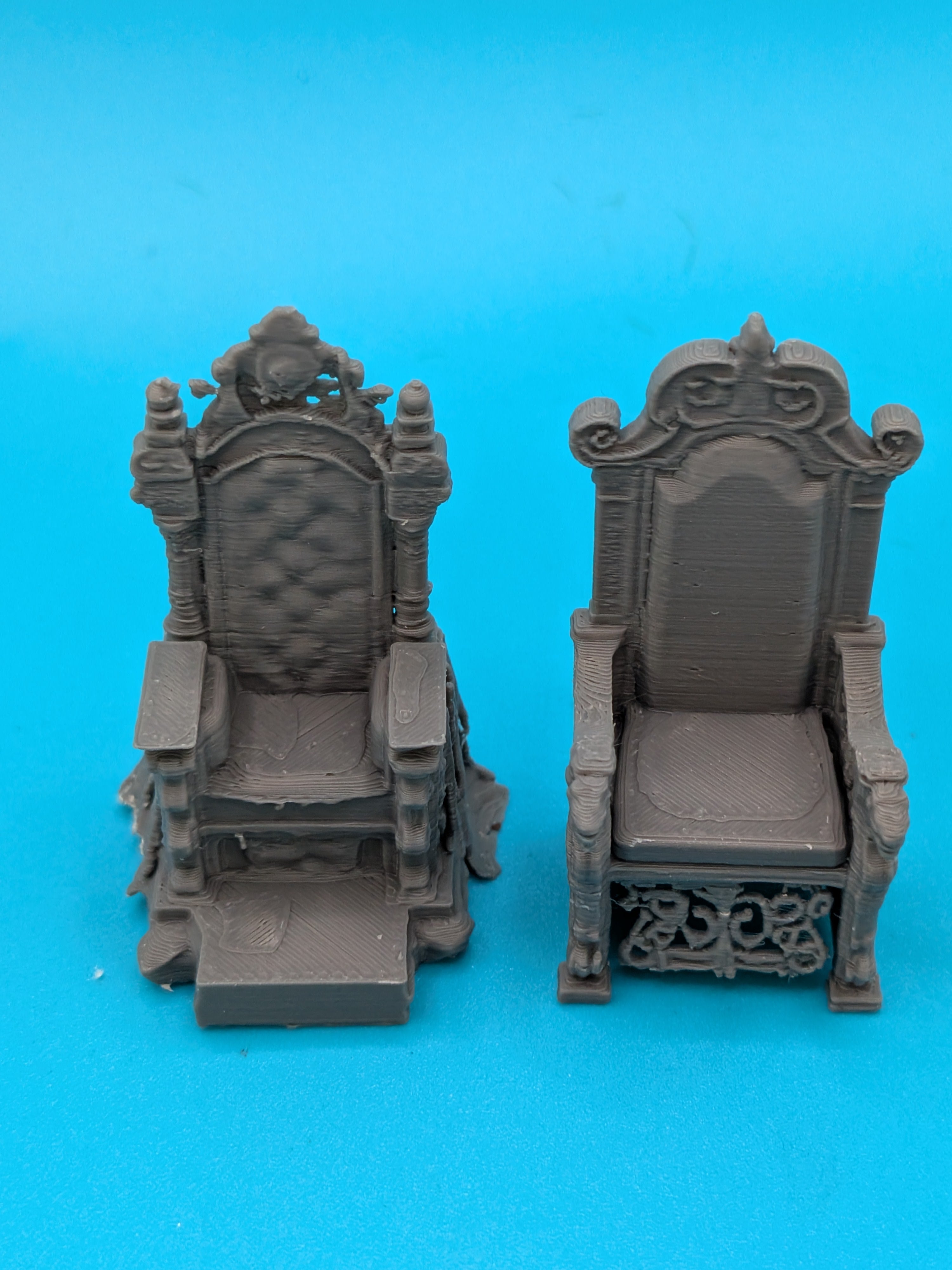 Thrones for Miniatur, dioramen